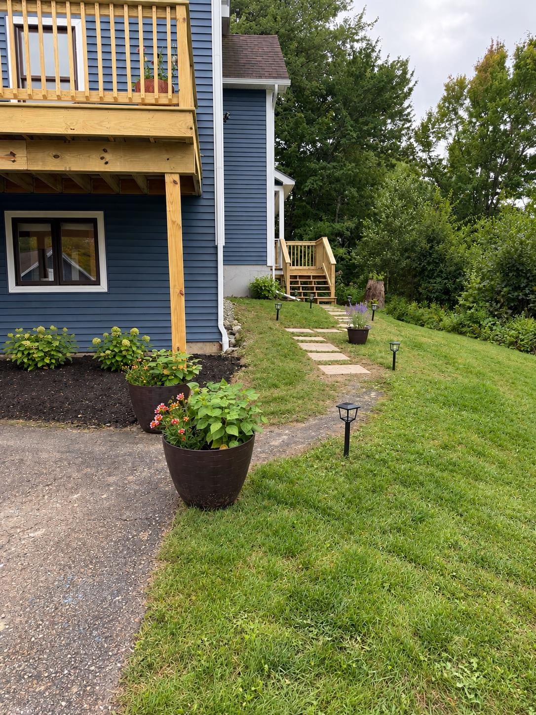 2260 South Road Property Photo 4