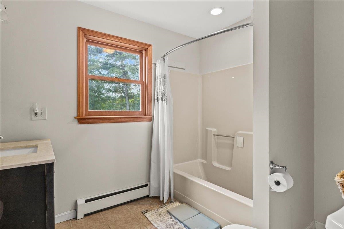2260 South Road Property Photo 33