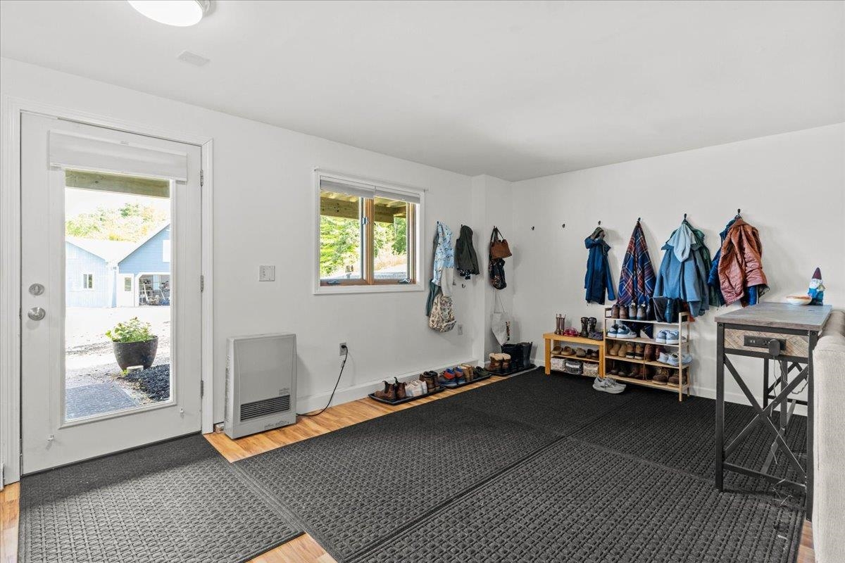 2260 South Road Property Photo 42