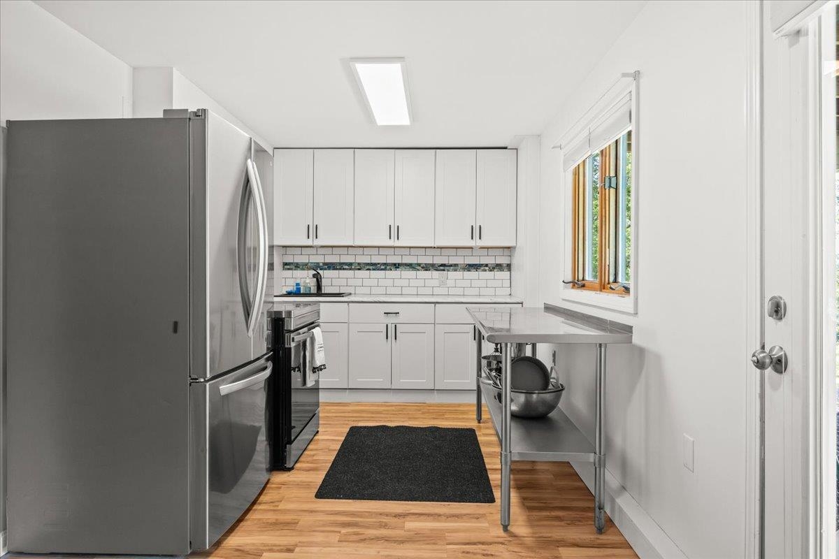 2260 South Road Property Photo 43