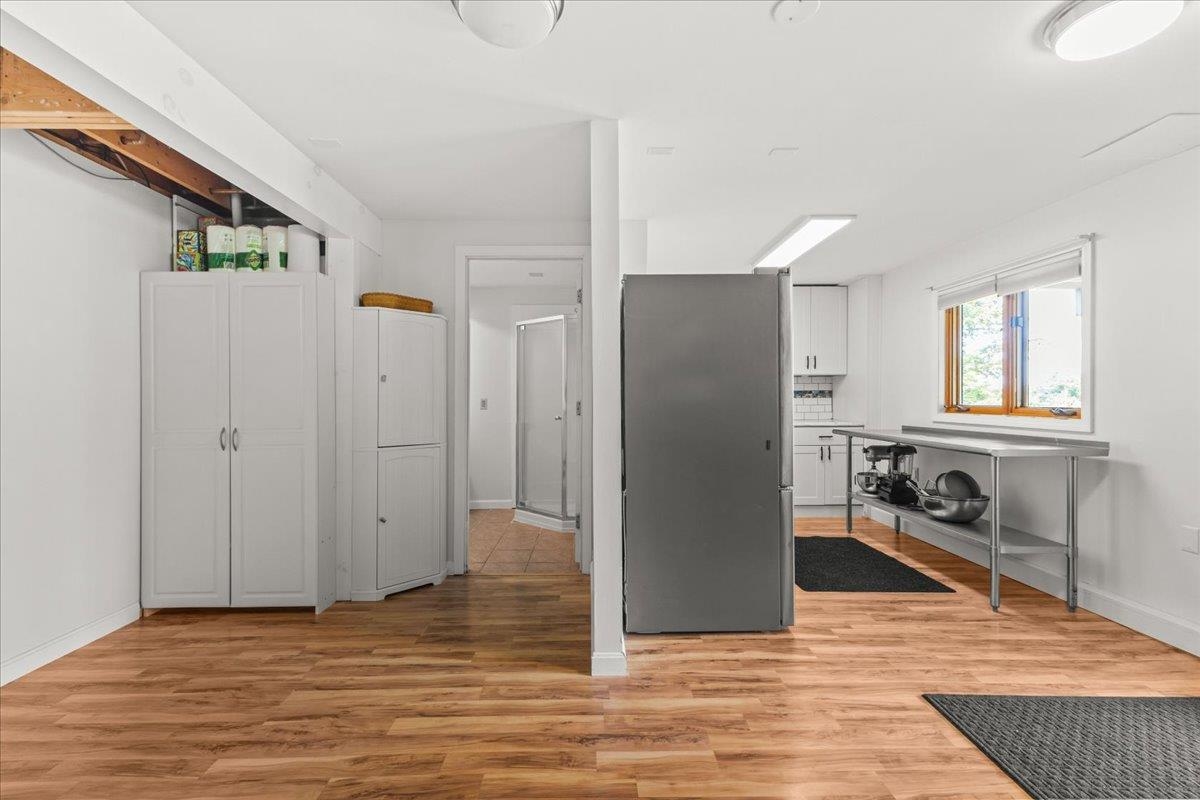 2260 South Road Property Photo 45