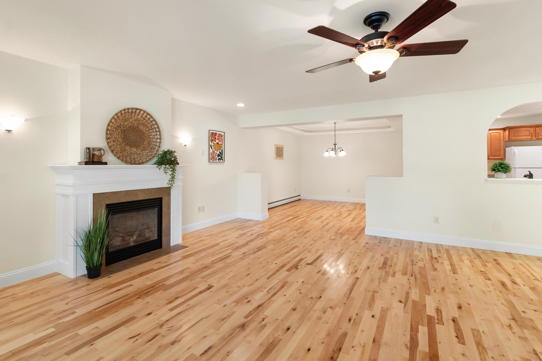 932 Franklin Park West Property Photo 7