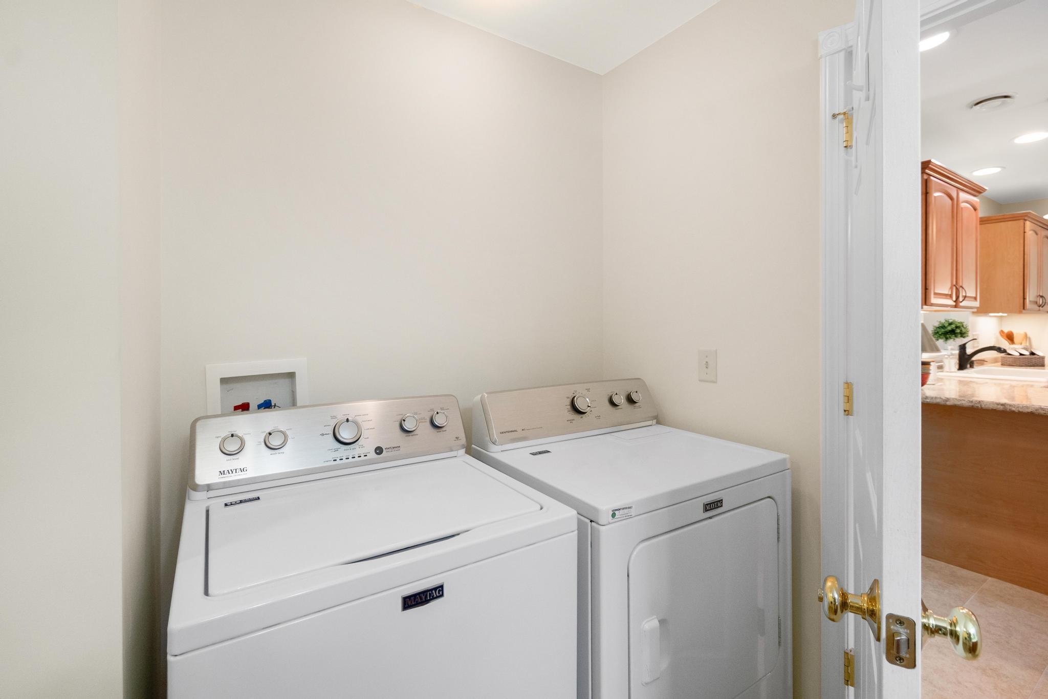 932 Franklin Park West Property Photo 31