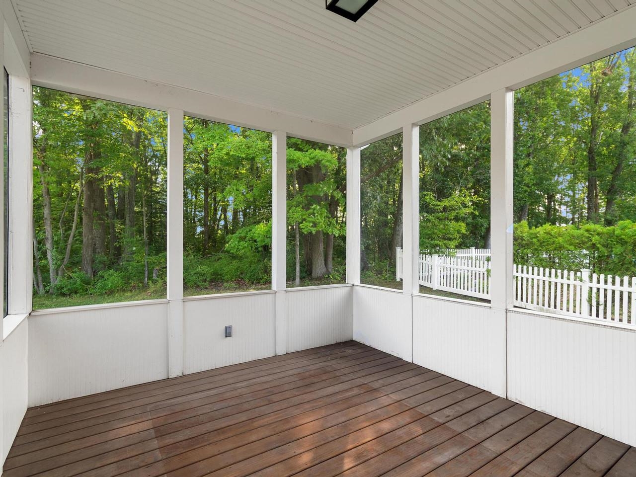61 Preserve Road Property Photo 4