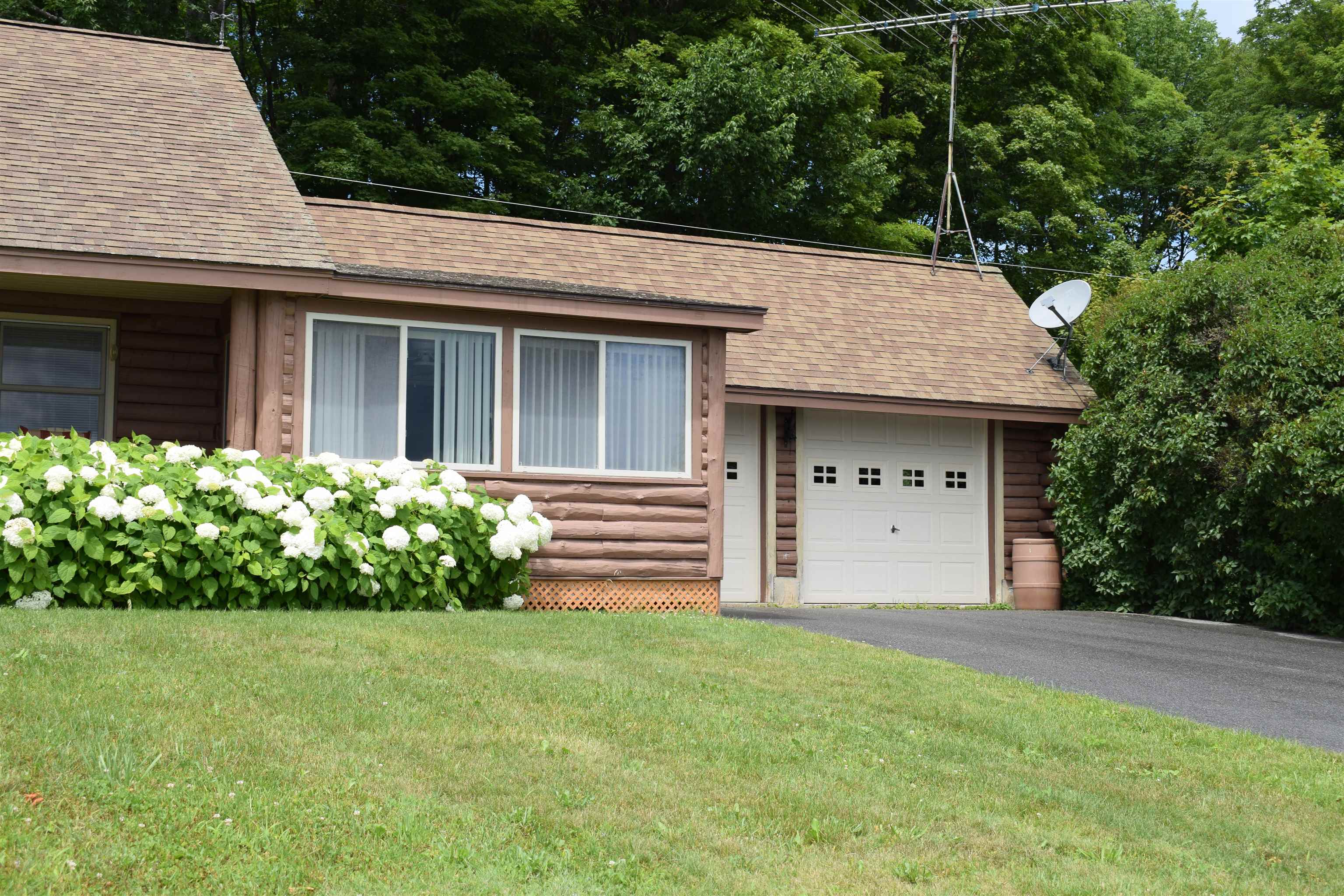 2155 Fellows Road Property Photo 4