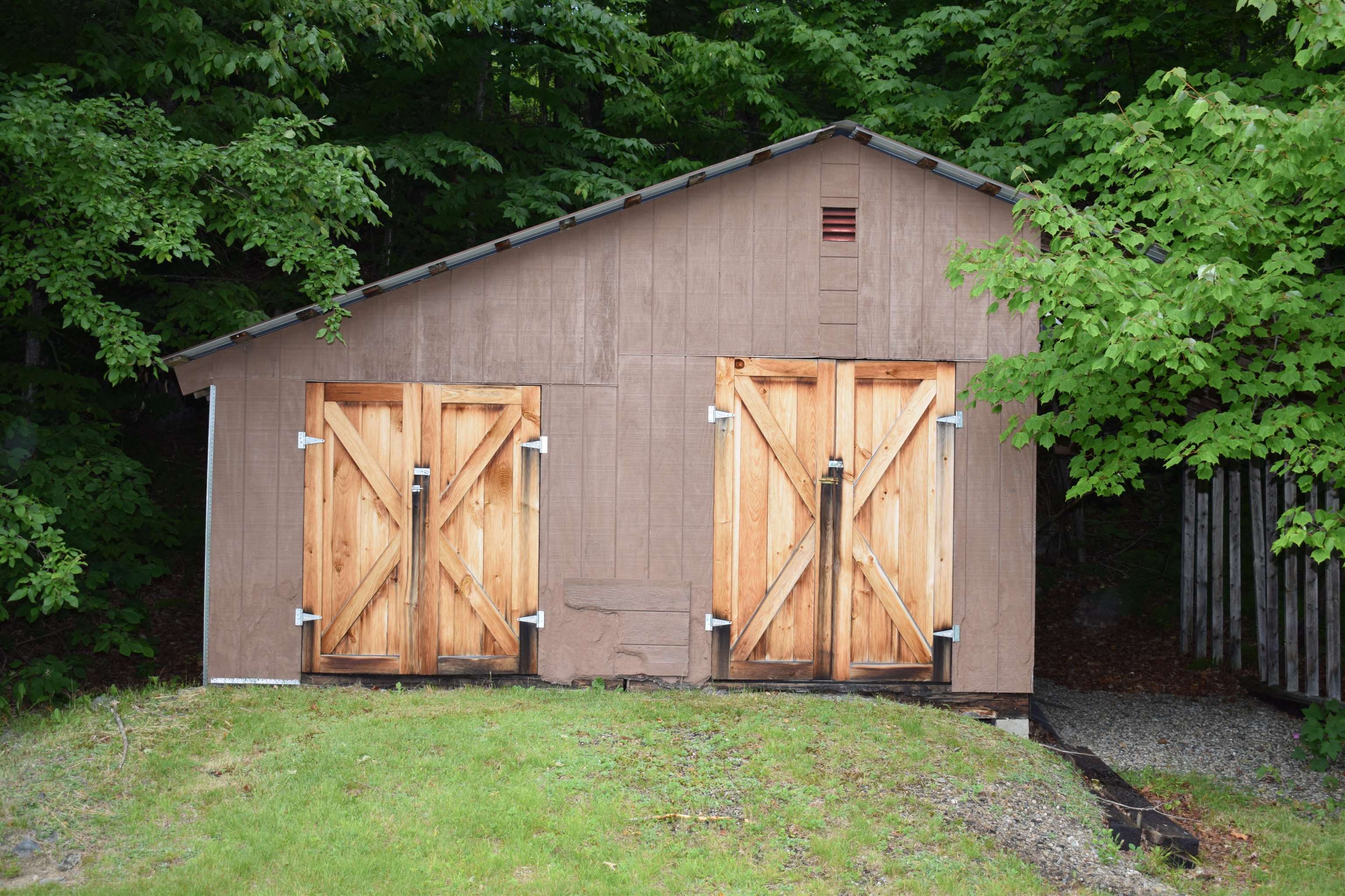 2155 Fellows Road Property Photo 15