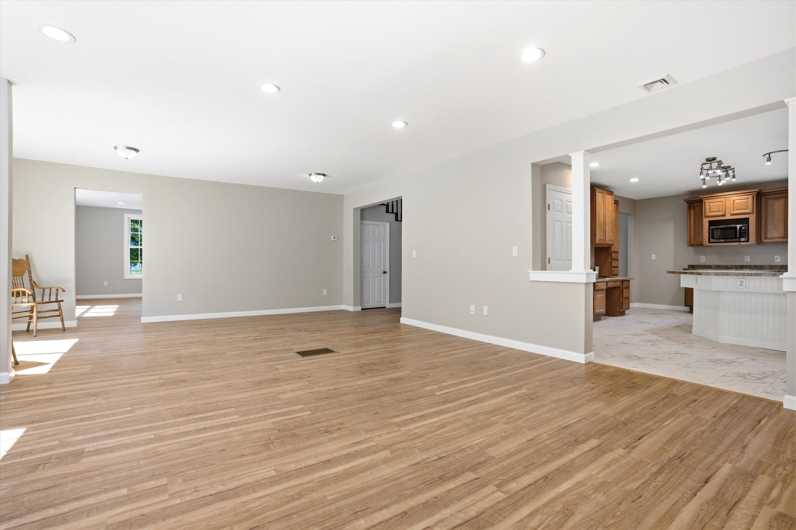 68 King Road Property Photo 12