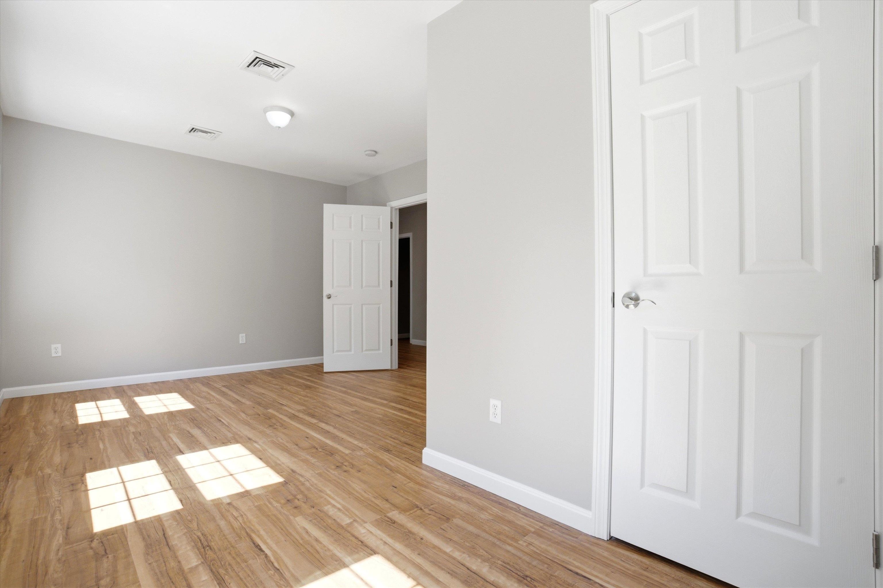 68 King Road Property Photo 25