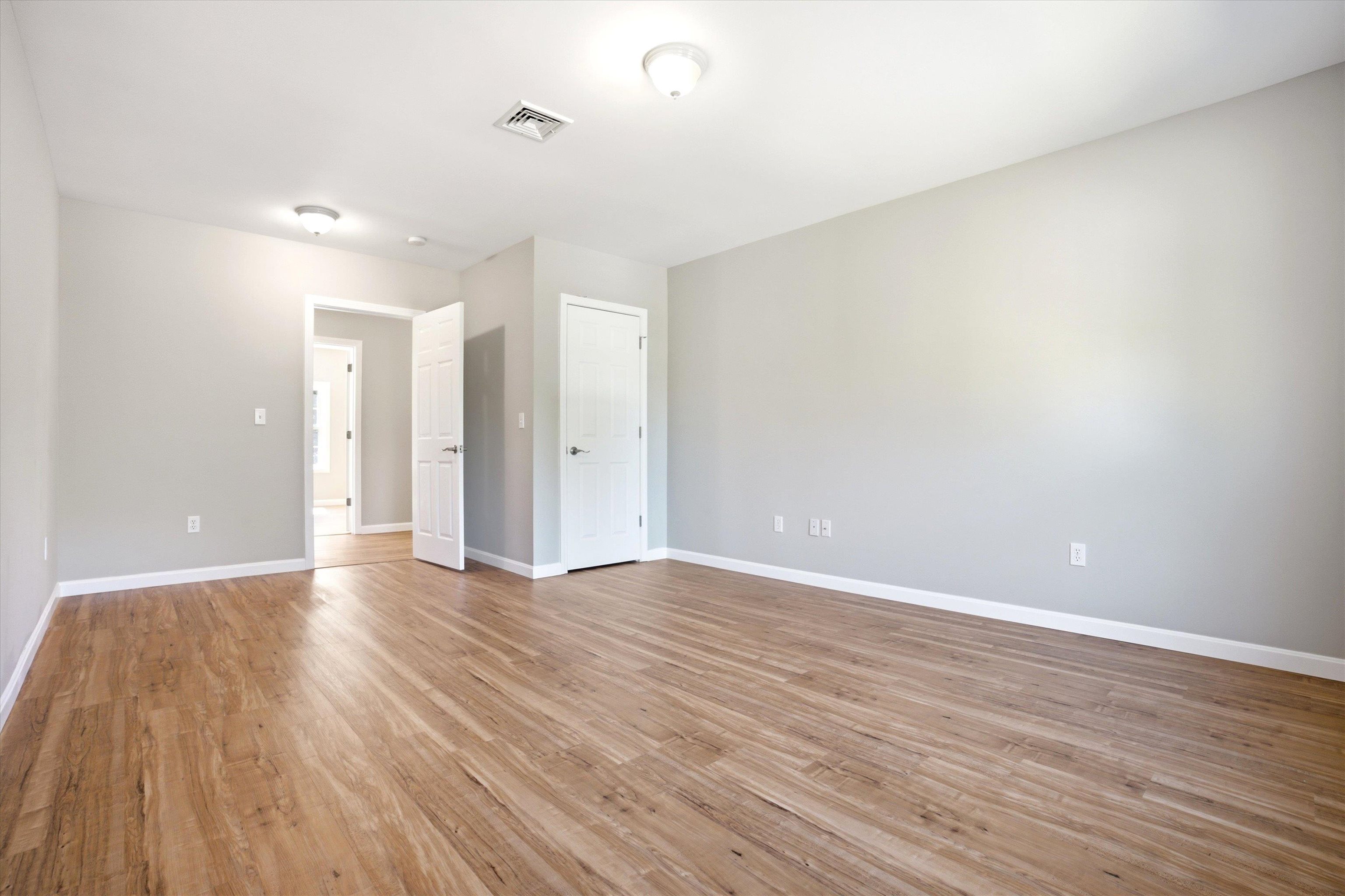 68 King Road Property Photo 27