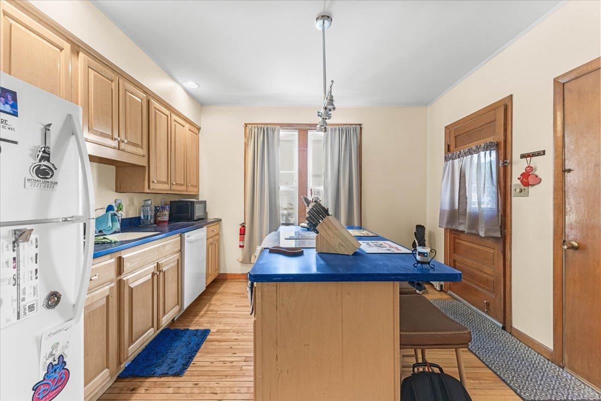 18 Eastern Avenue Property Photo 8