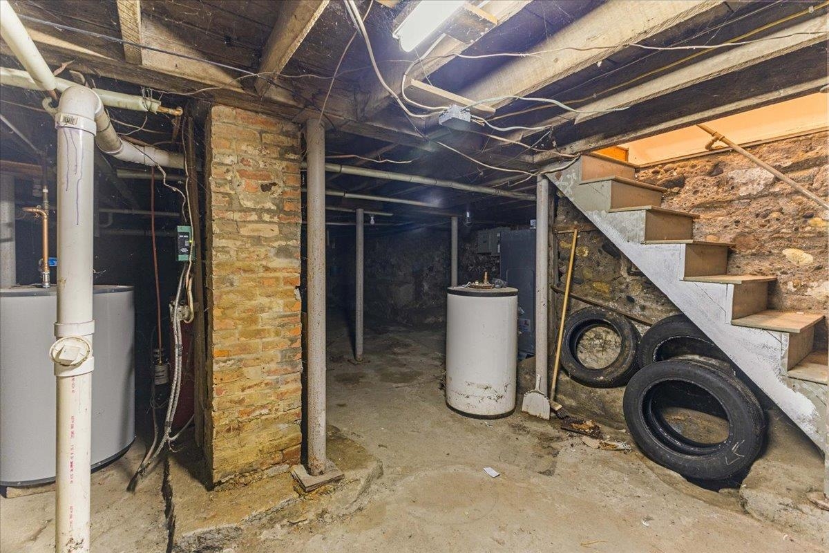 18 Eastern Avenue Property Photo 43