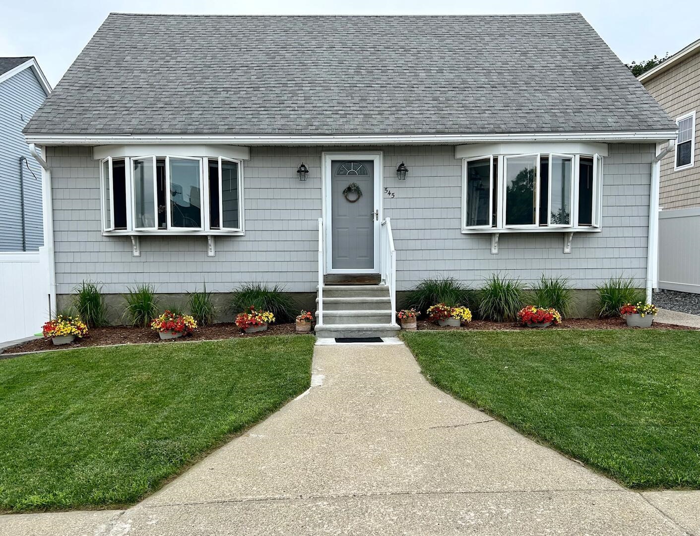 545 Hudson Street Property Photo 1