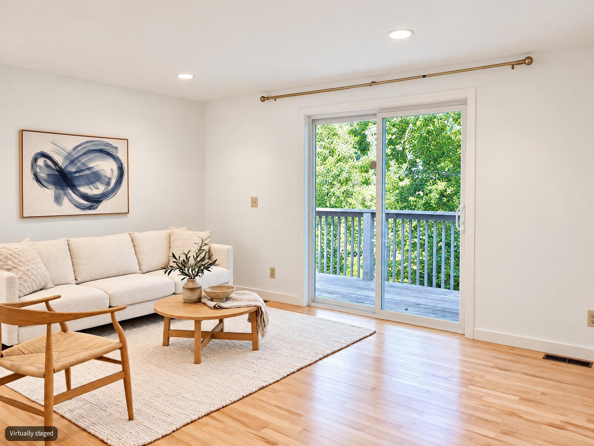 7 Silver Circle Property Photo 12