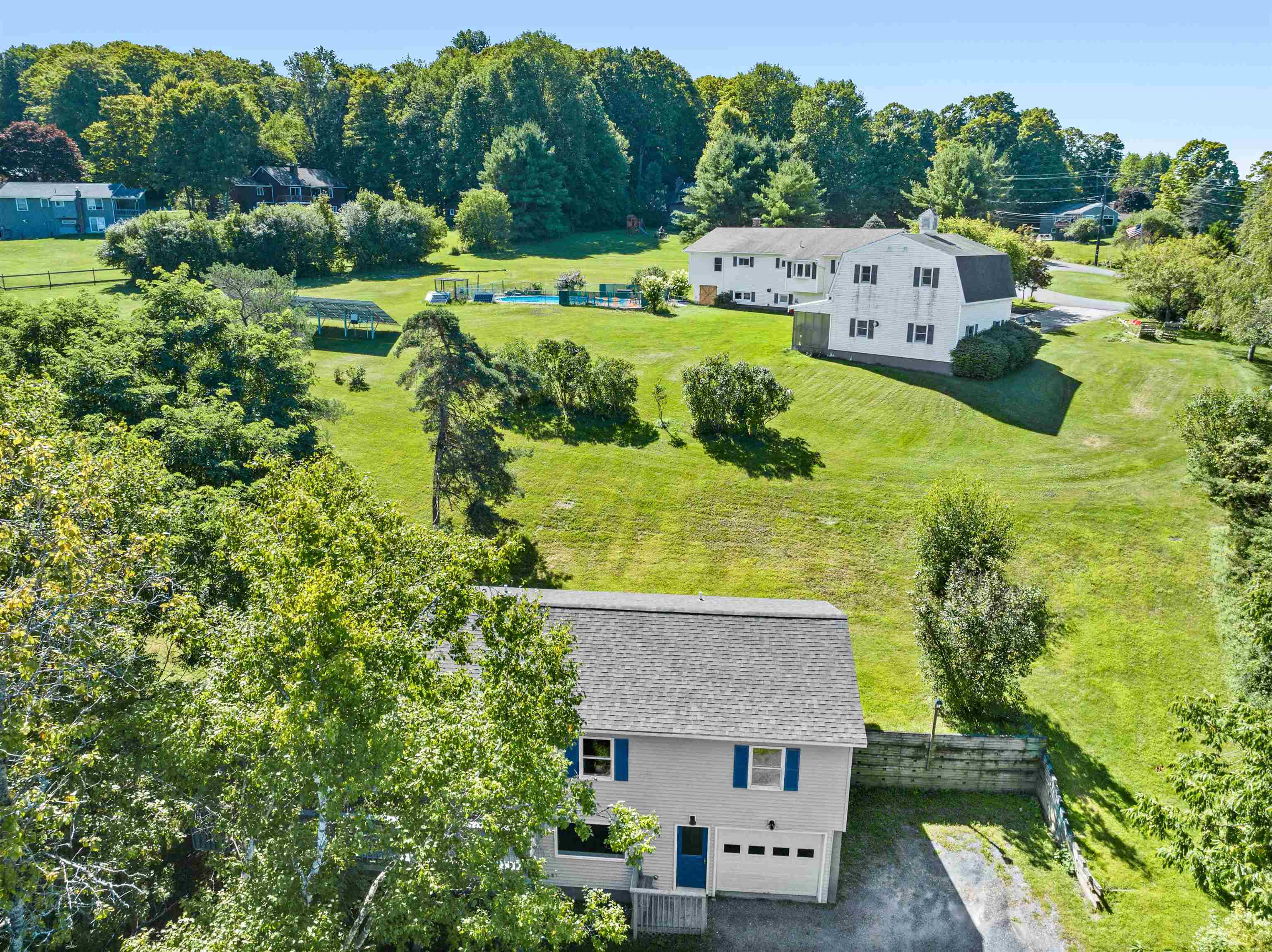 7 Silver Circle Property Photo 36