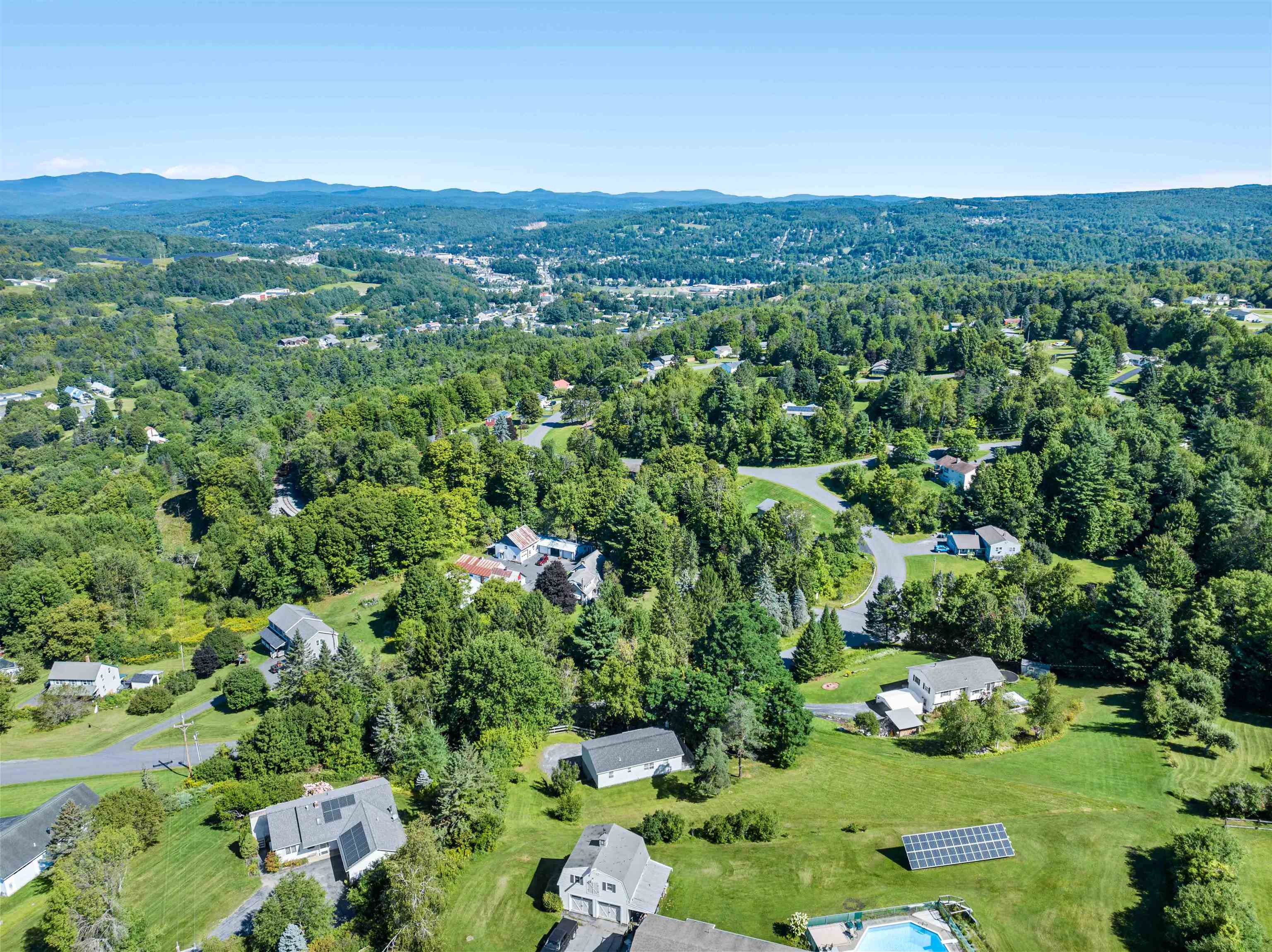 7 Silver Circle Property Photo 45