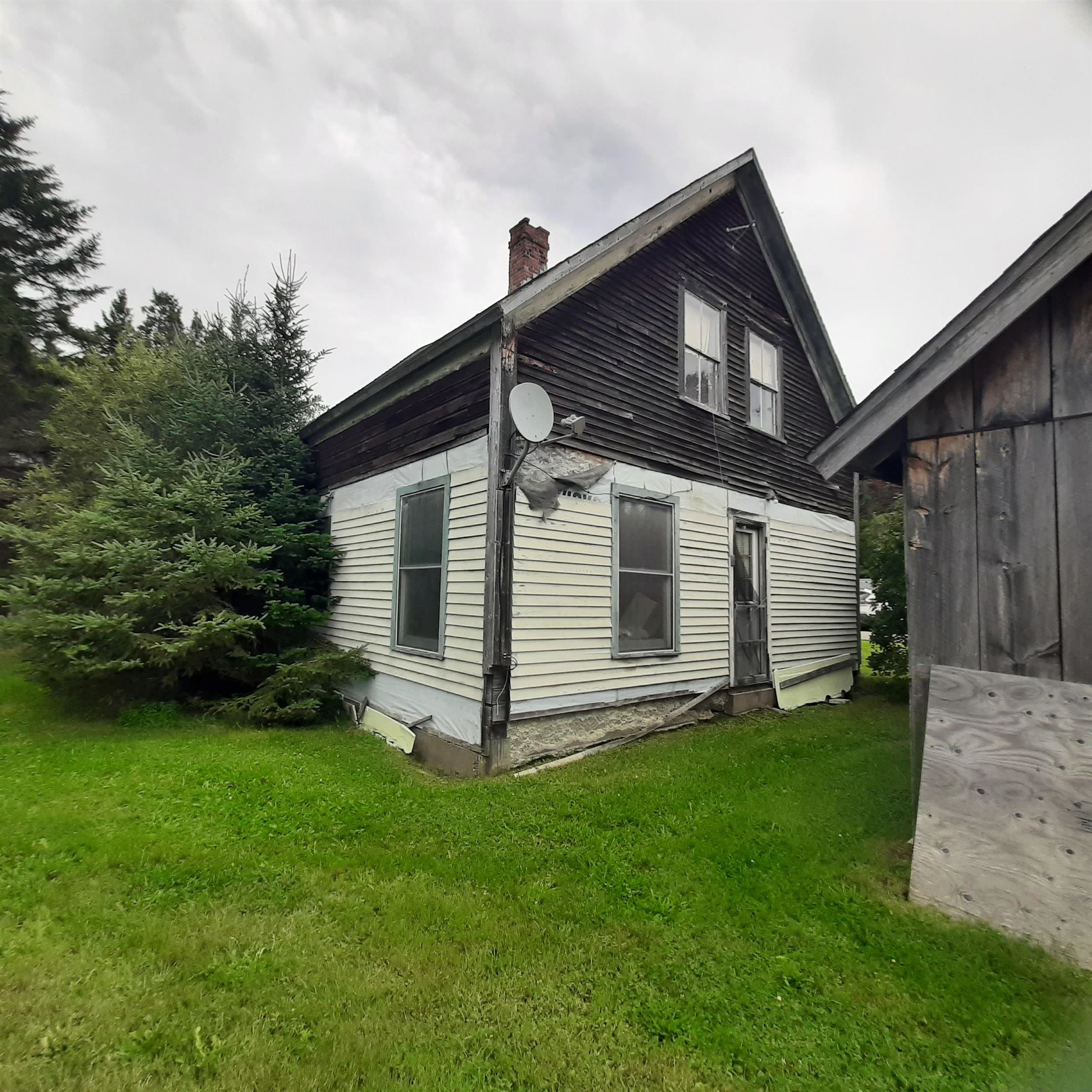 605 Hill Road Property Photo 5
