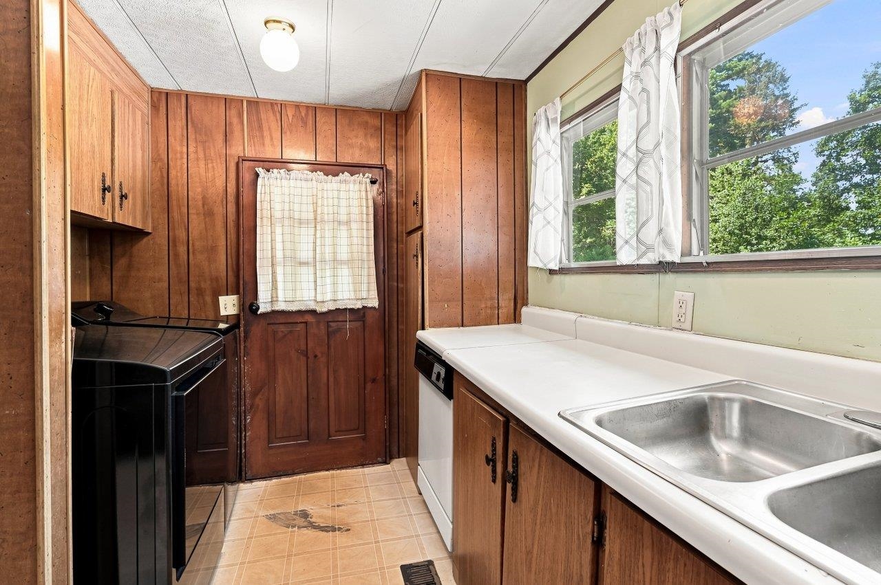 4 Vindale Road Property Photo 4
