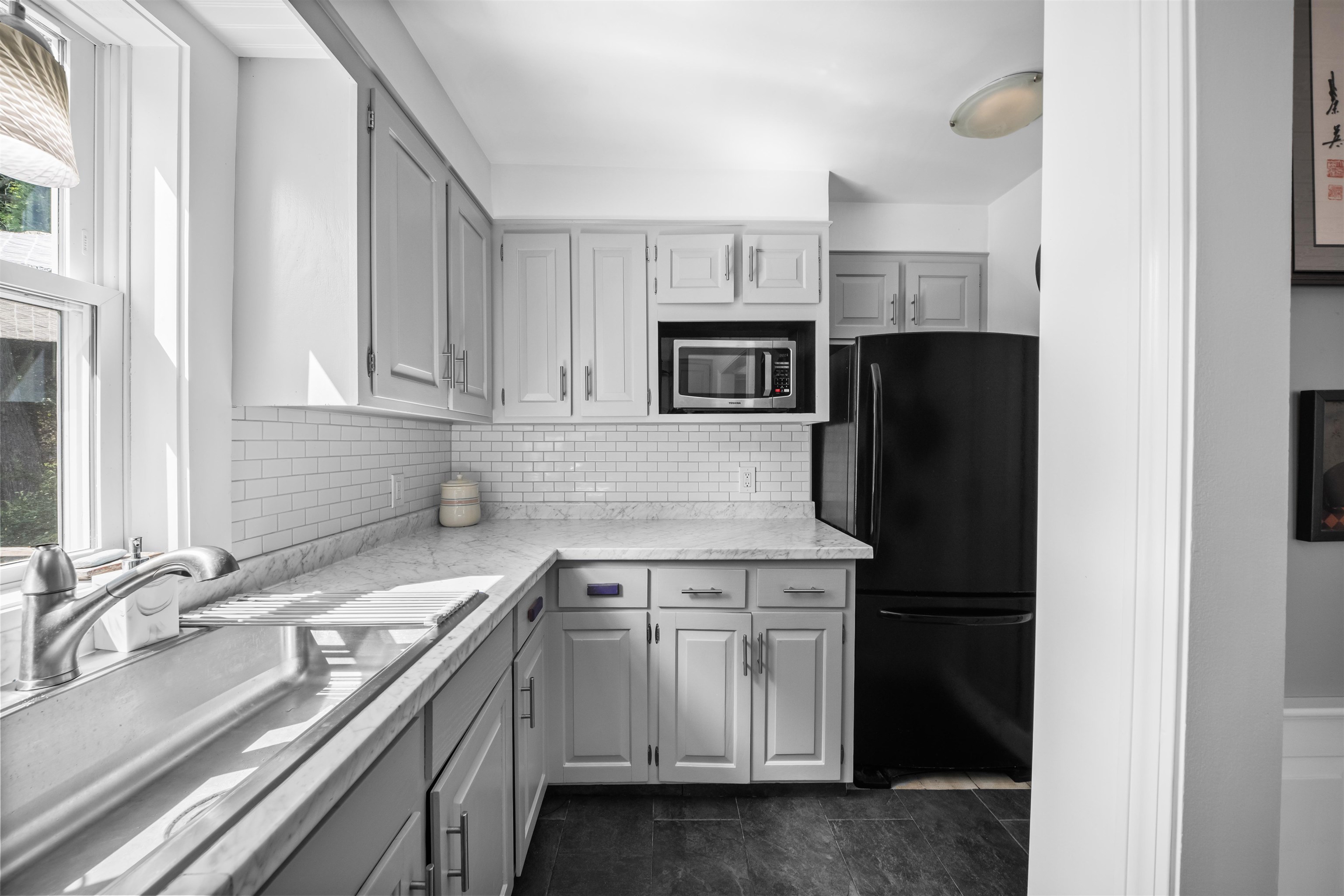 13 Railroad Avenue Property Photo 2