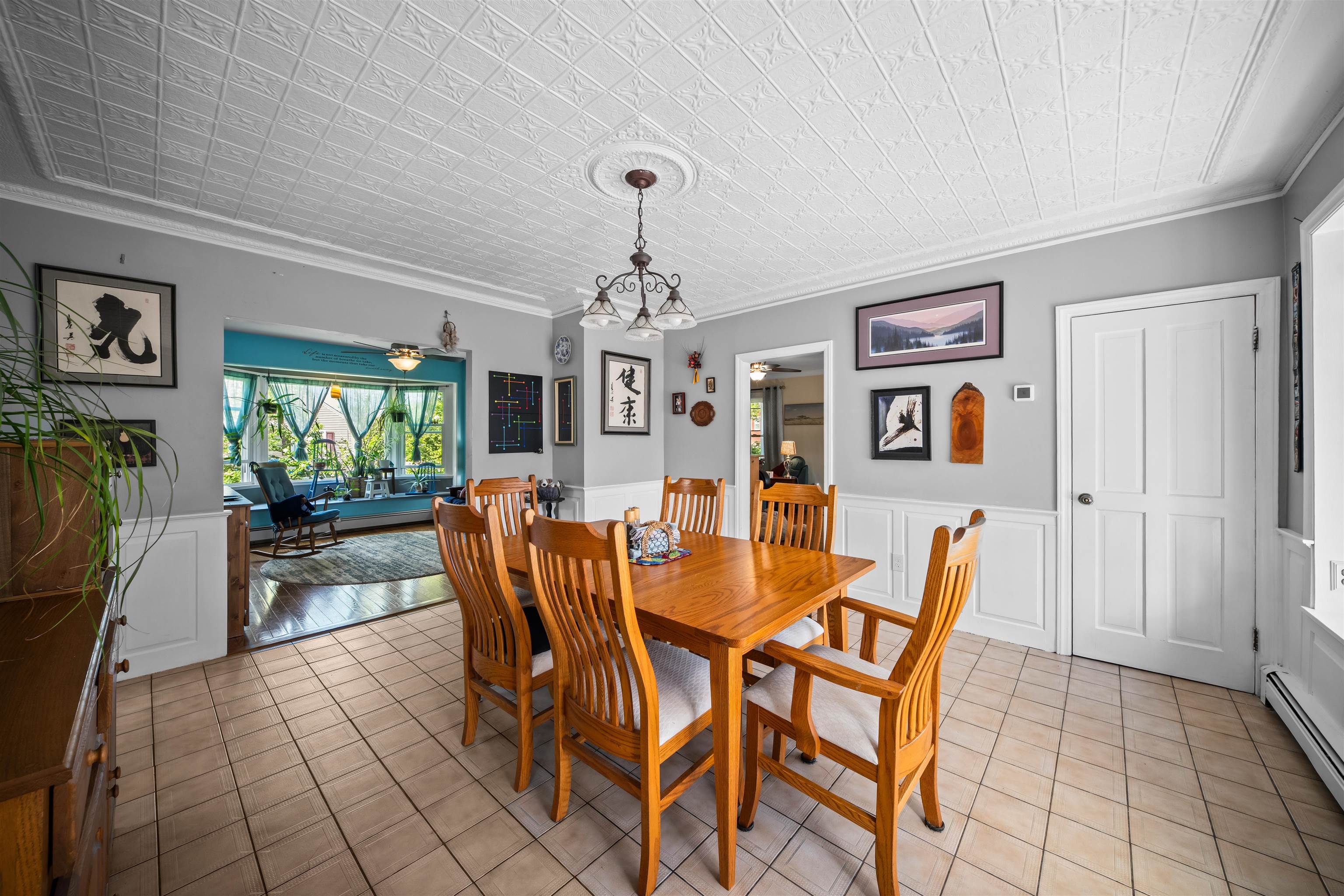 13 Railroad Avenue Property Photo 4