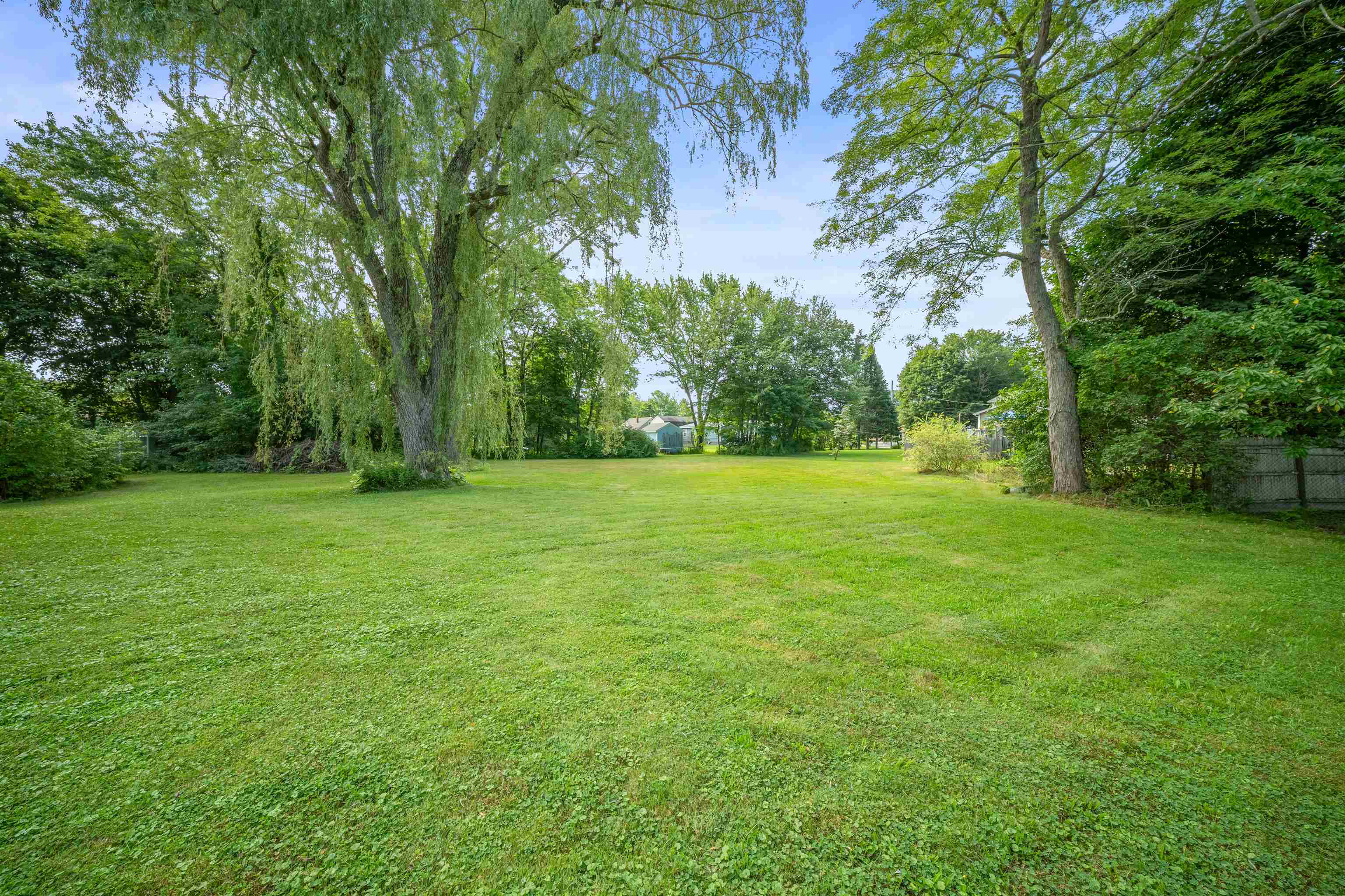 13 Railroad Avenue Property Photo 30