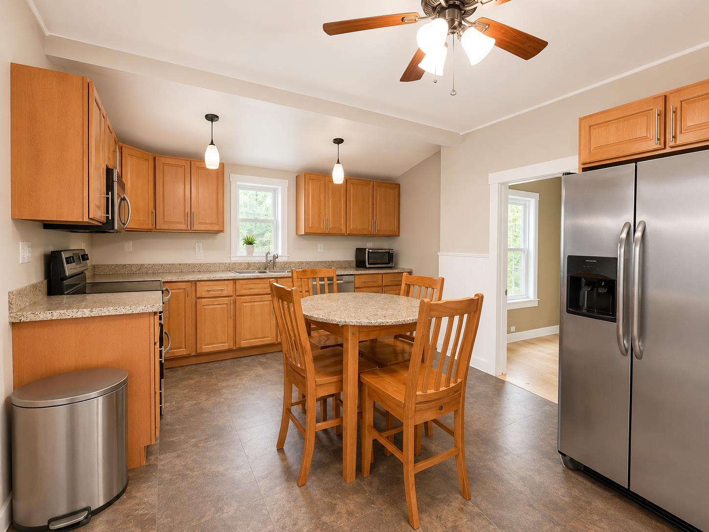 13 High Street Property Photo 9