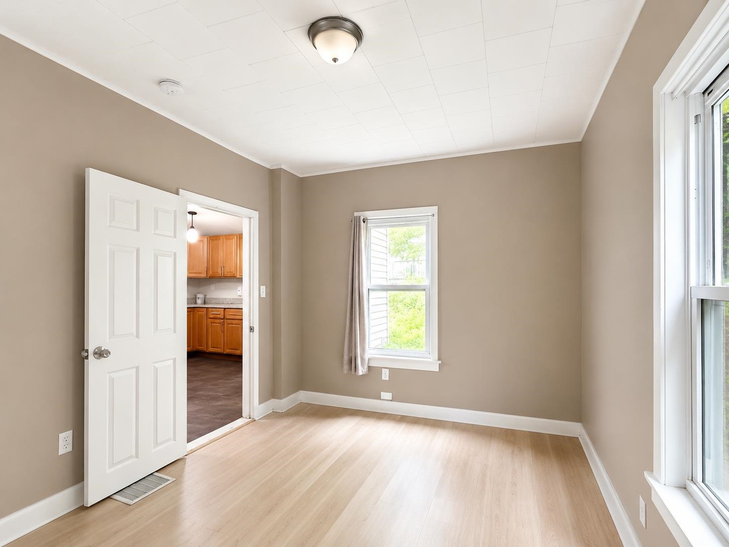 13 High Street Property Photo 14
