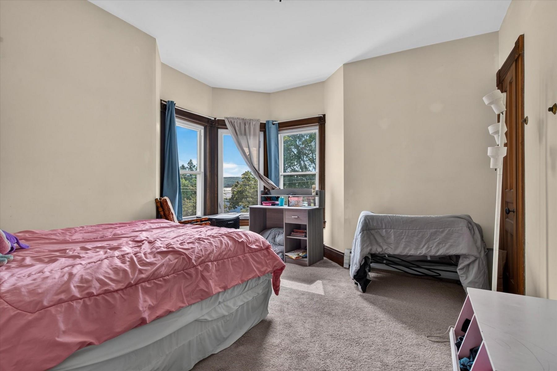 21 Royce Street Property Photo 38