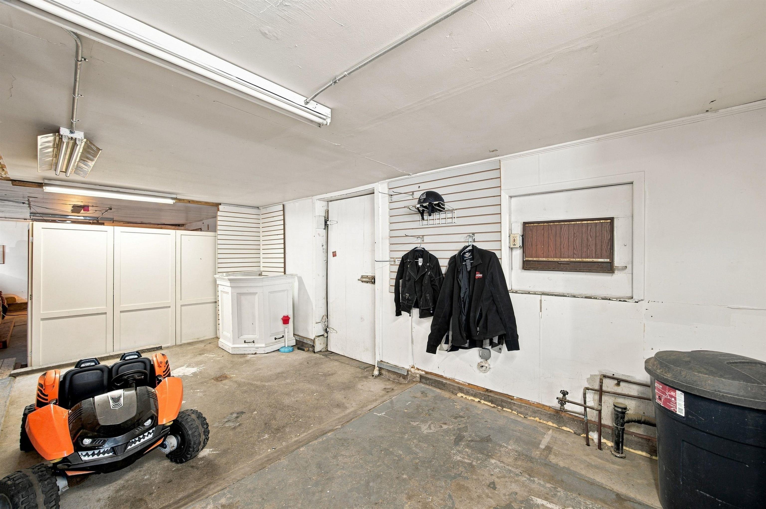 2743 Dartmouth College Highway Property Photo 12