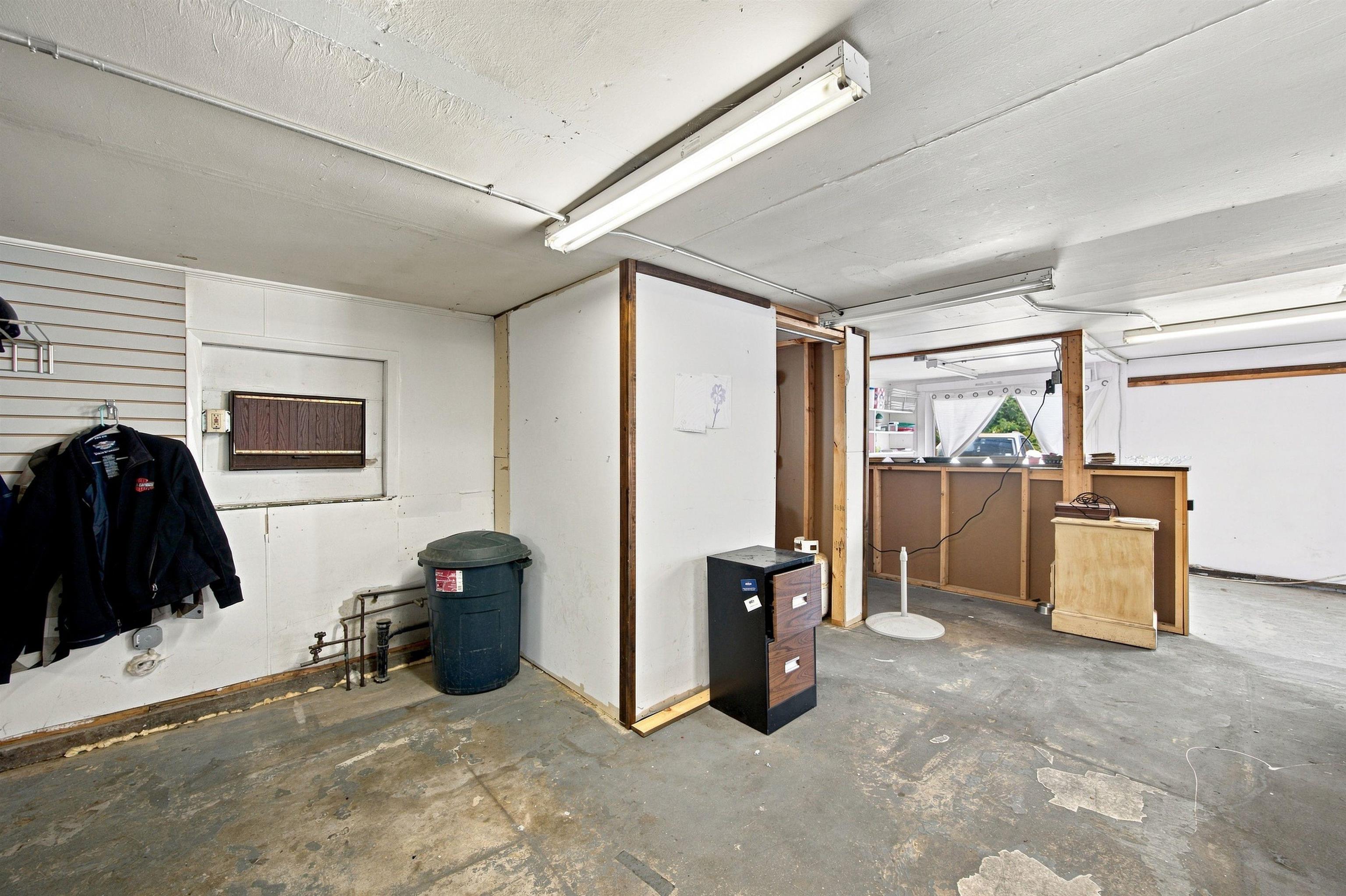 2743 Dartmouth College Highway Property Photo 14