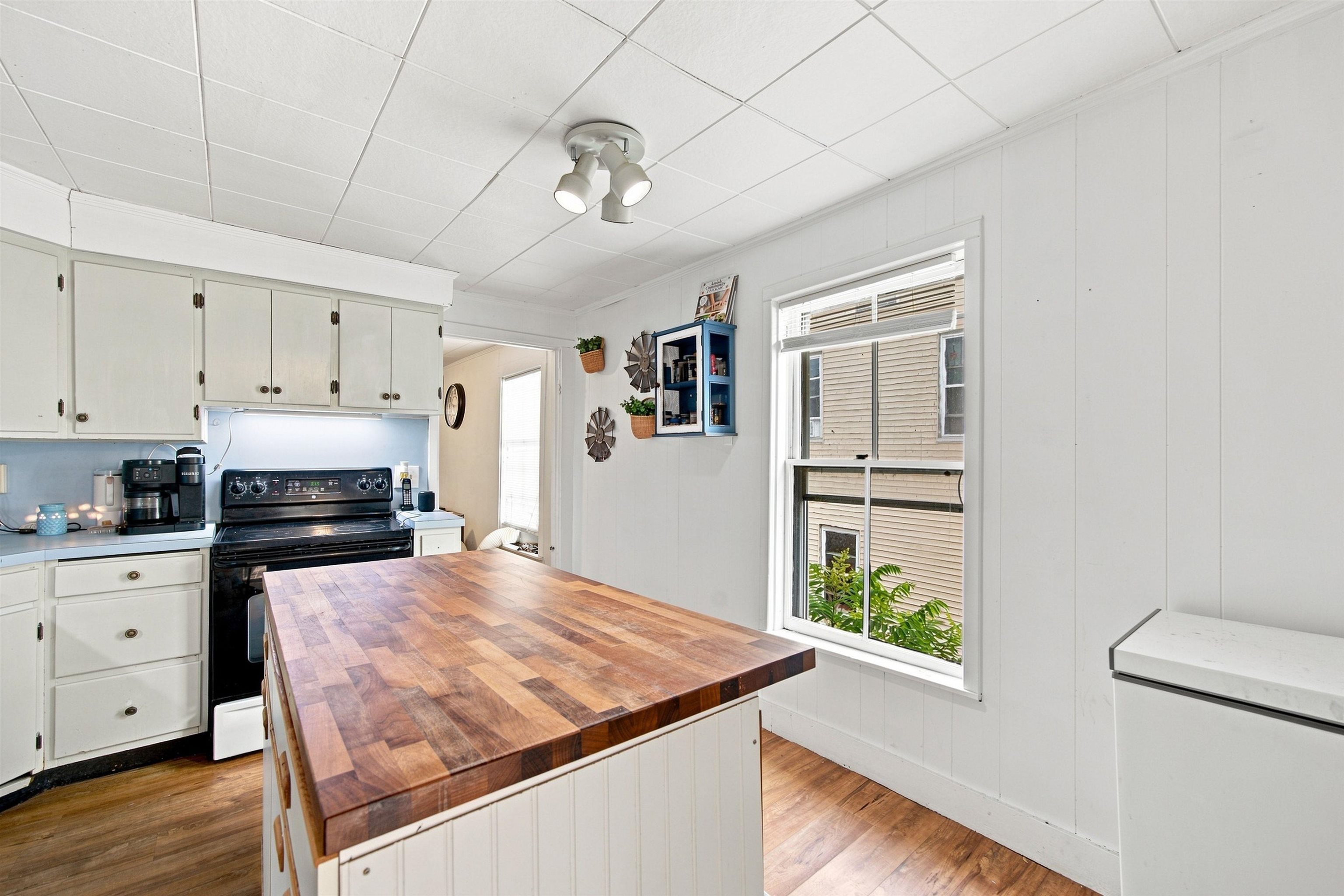 2743 Dartmouth College Highway Property Photo 30