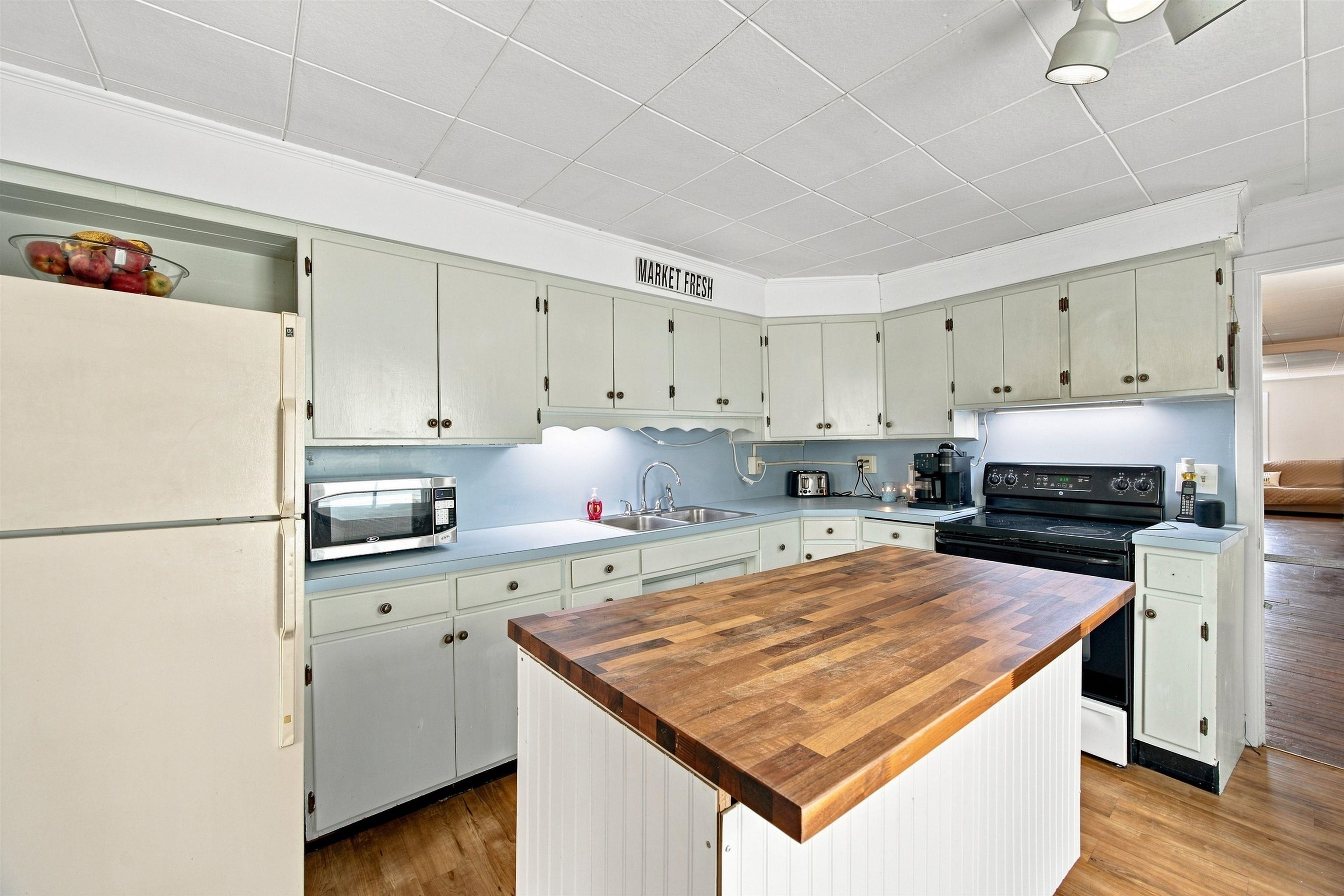 2743 Dartmouth College Highway Property Photo 31