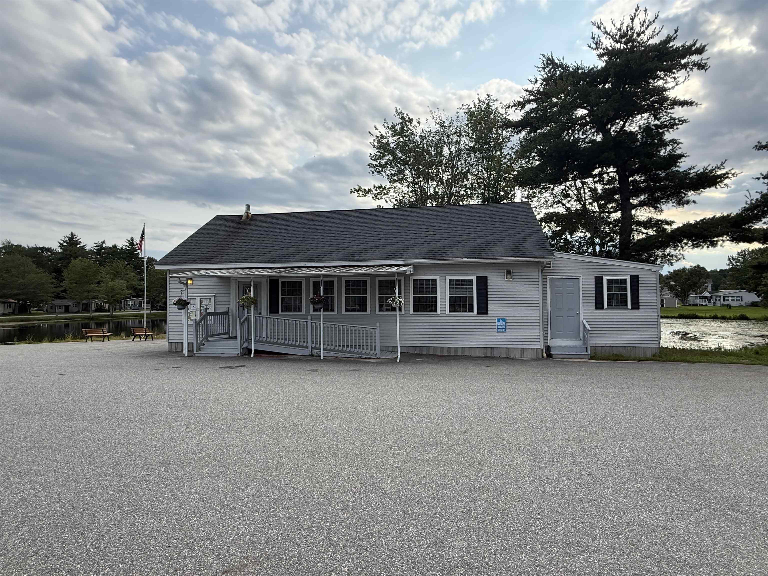 290 Calef Highway Property Photo 6