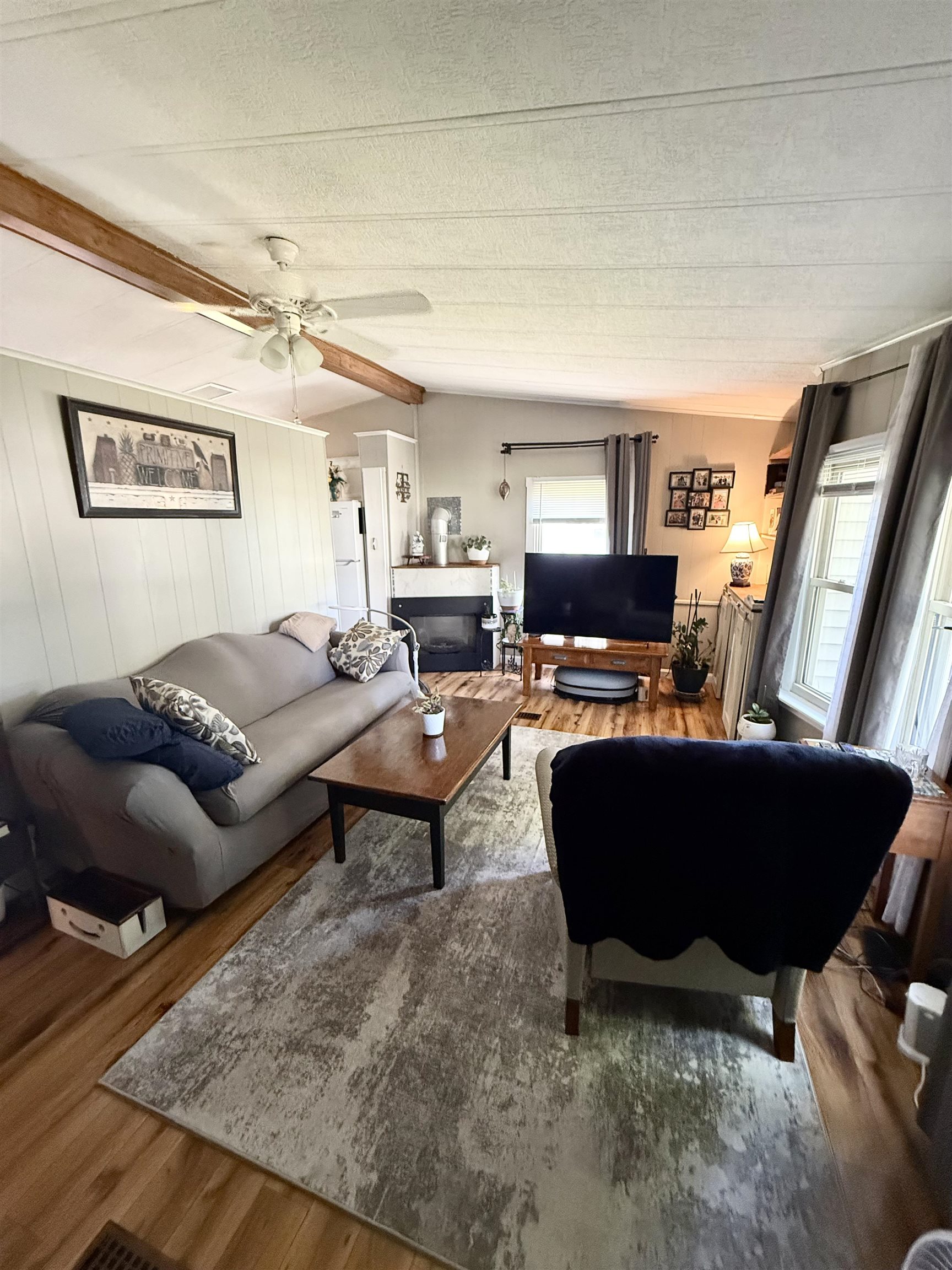 290 Calef Highway Property Photo 18