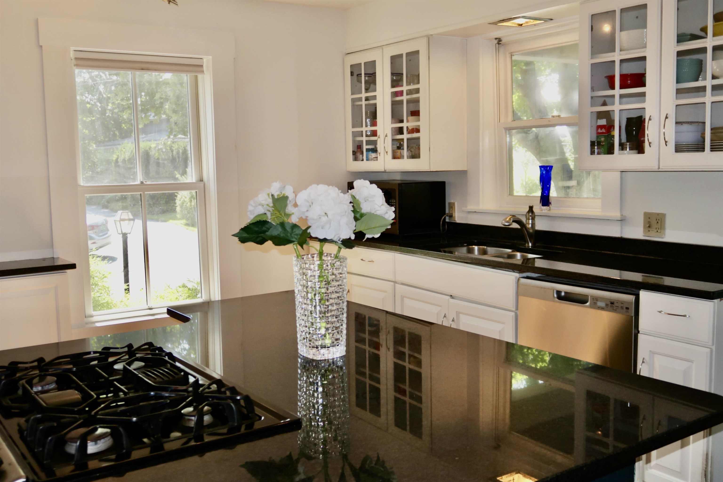 24 Kent Street Property Photo 8