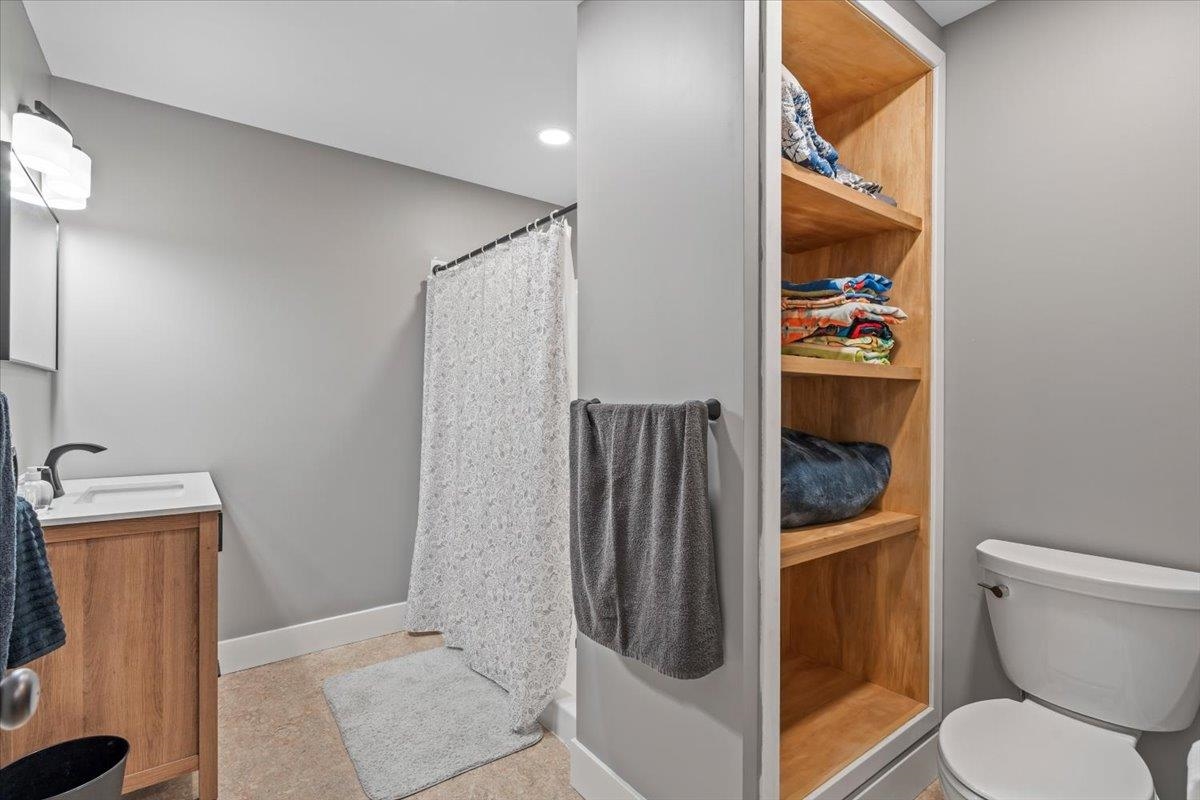 454 Codding Hollow Road Property Photo 32