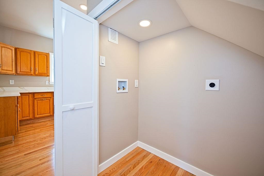 8 Courtland Street Property Photo 16