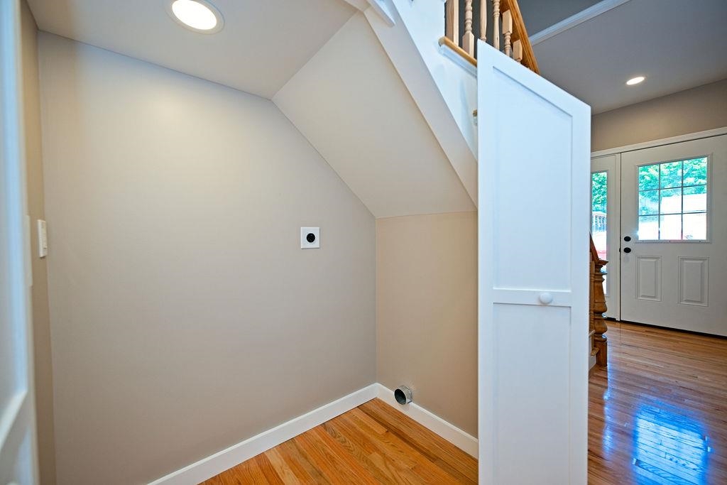8 Courtland Street Property Photo 23