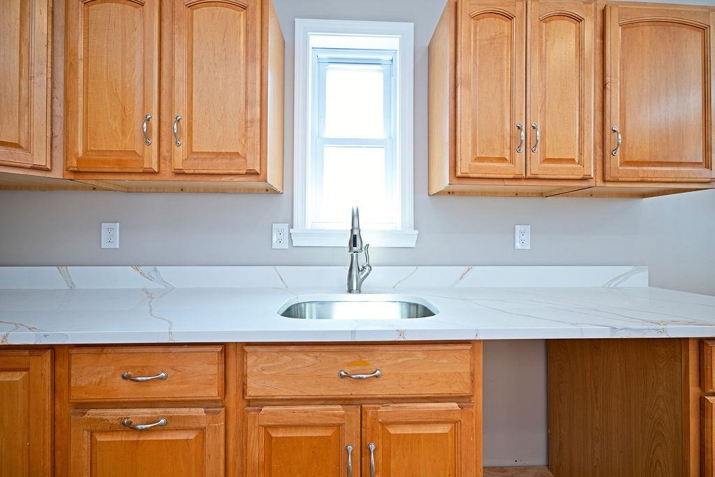8 Courtland Street Property Photo 29