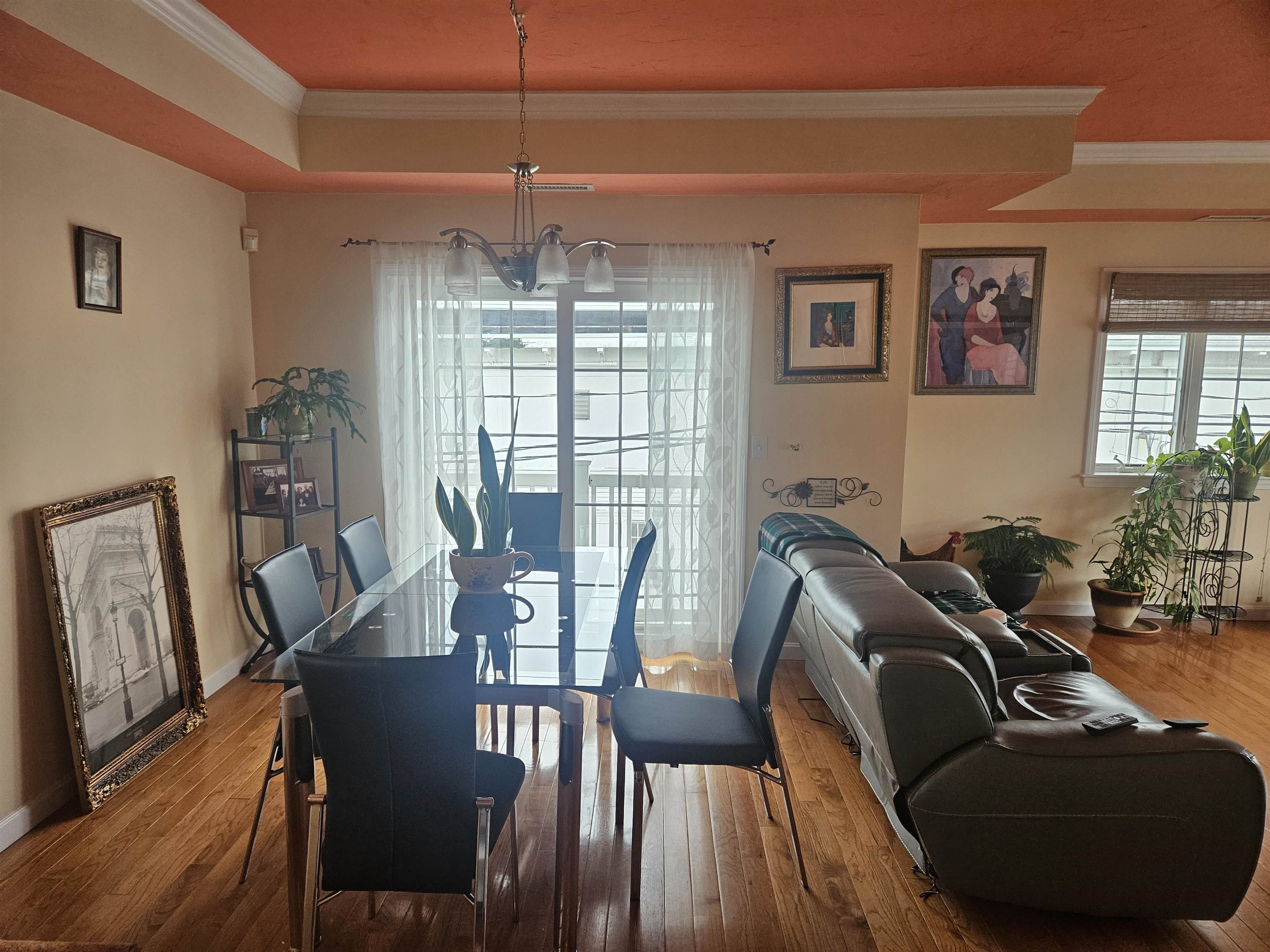 7 F Street Property Photo 15