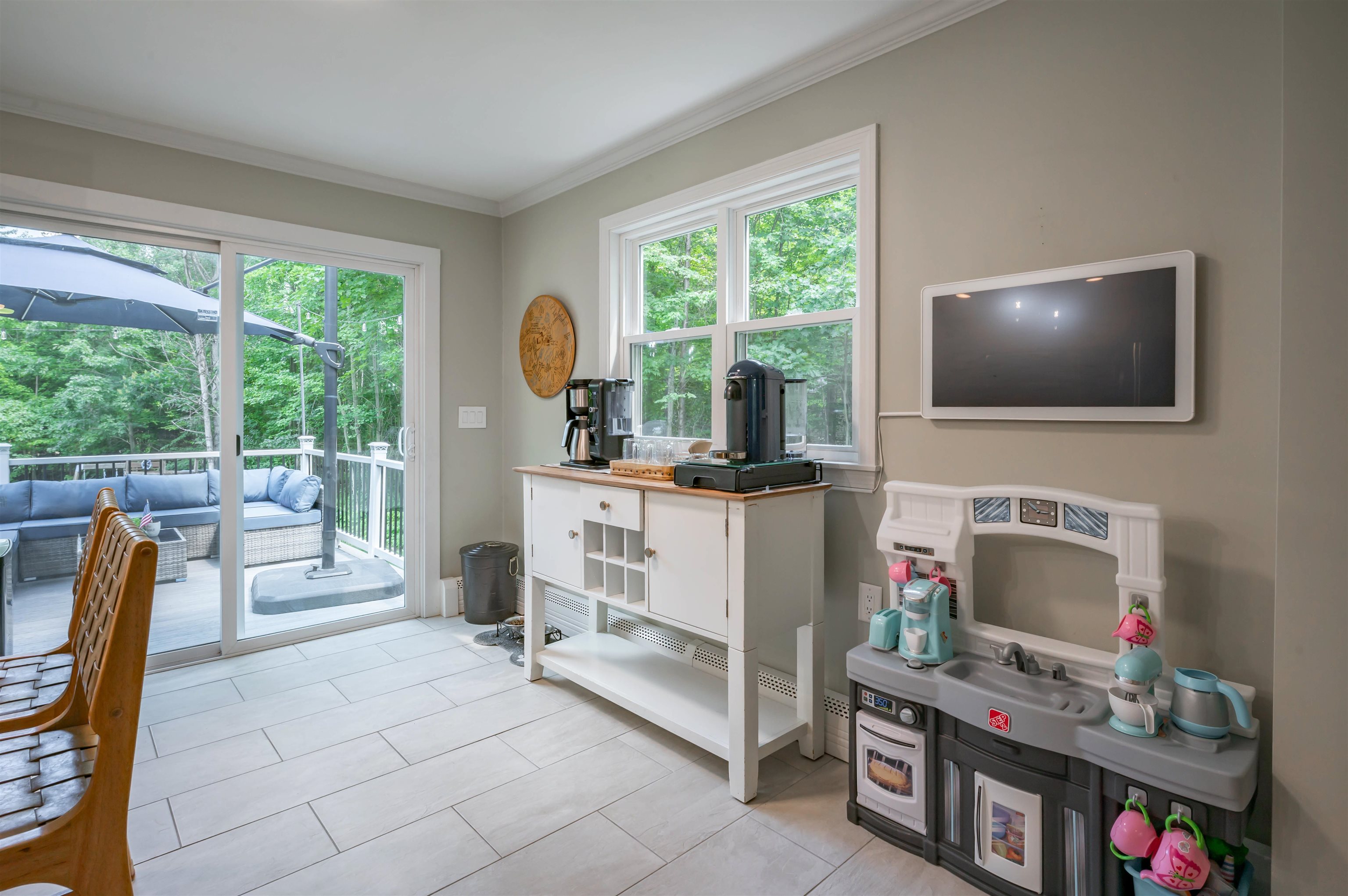 52 Albin Road Property Photo 8