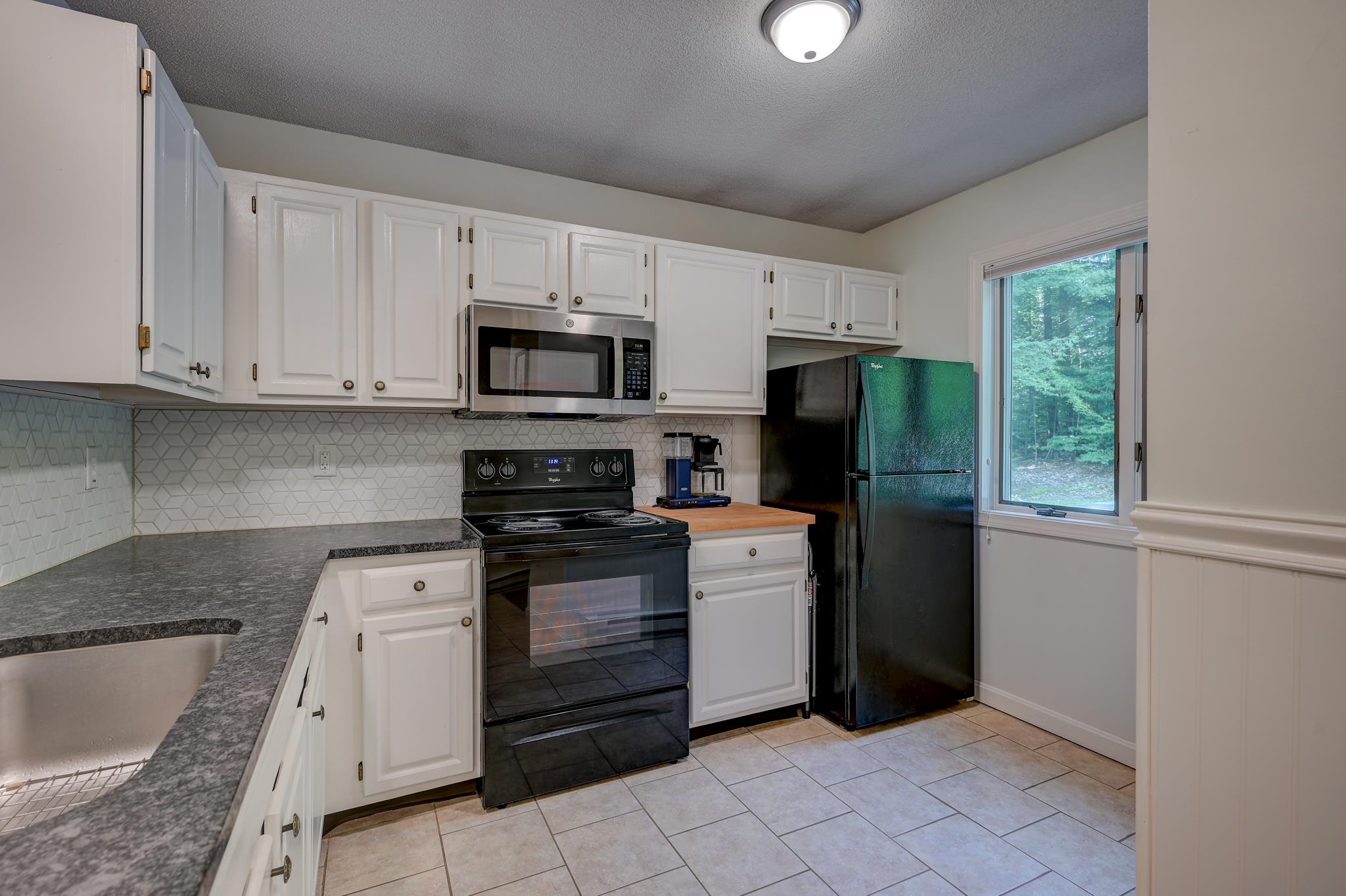 160 Northbrook Circle Property Photo 8