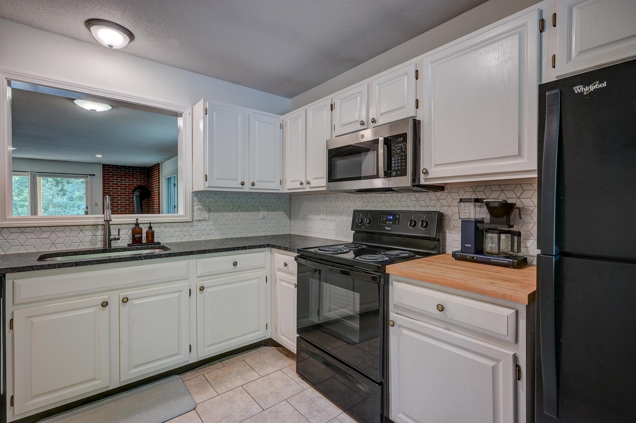 160 Northbrook Circle Property Photo 10