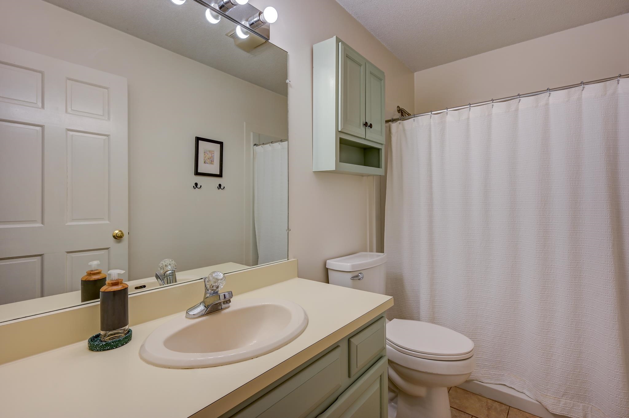 160 Northbrook Circle Property Photo 26