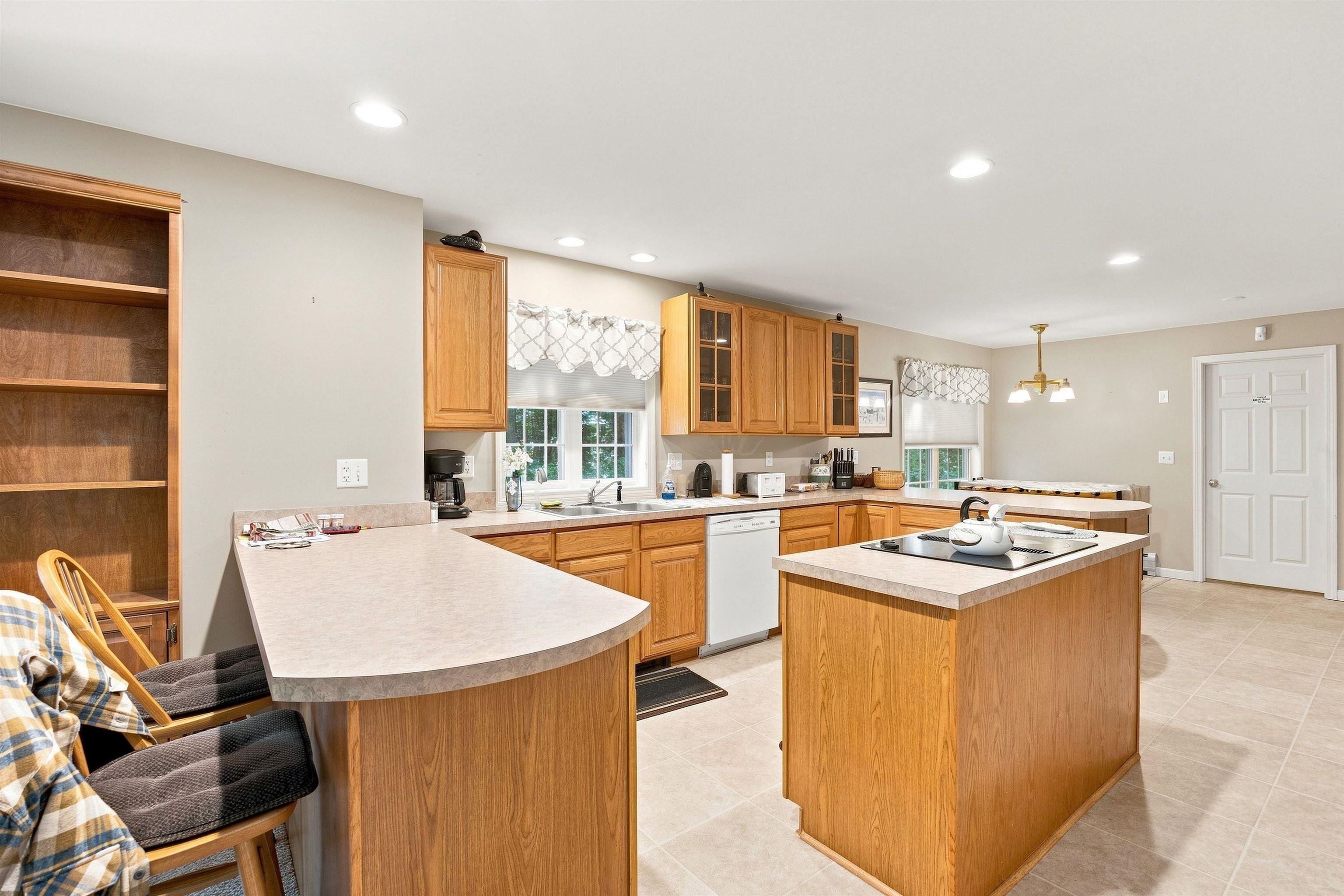 54 Forest Drive Property Photo 10