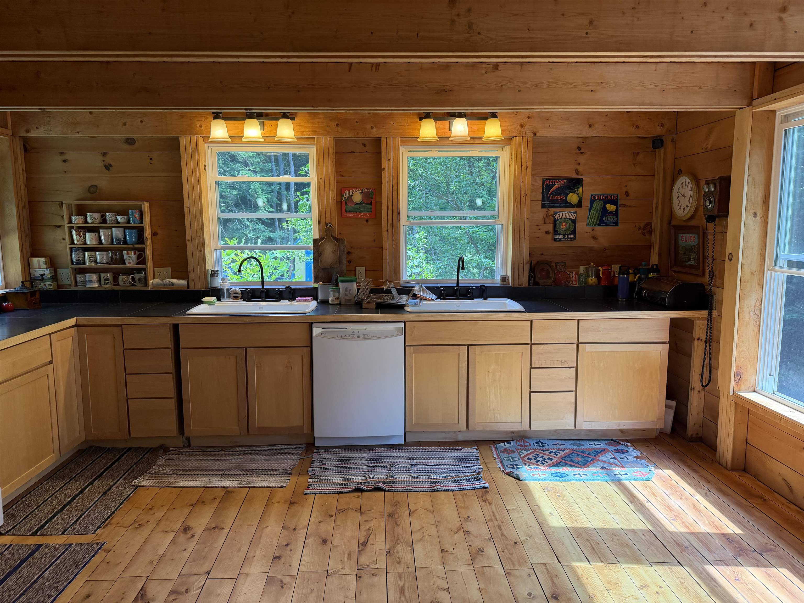 390 Smith Drive Property Photo 4