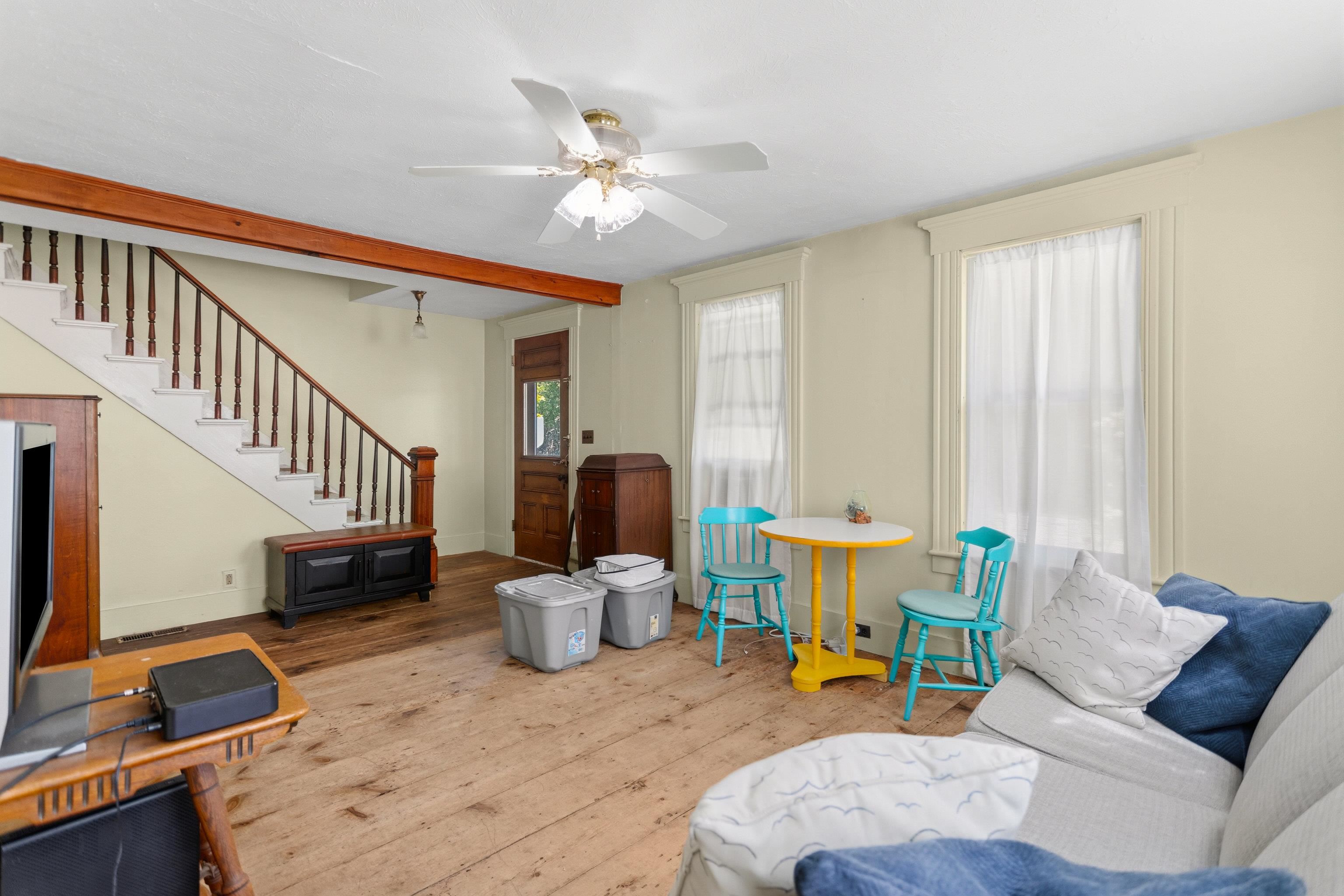 114 Londonderry Turnpike Property Photo 26