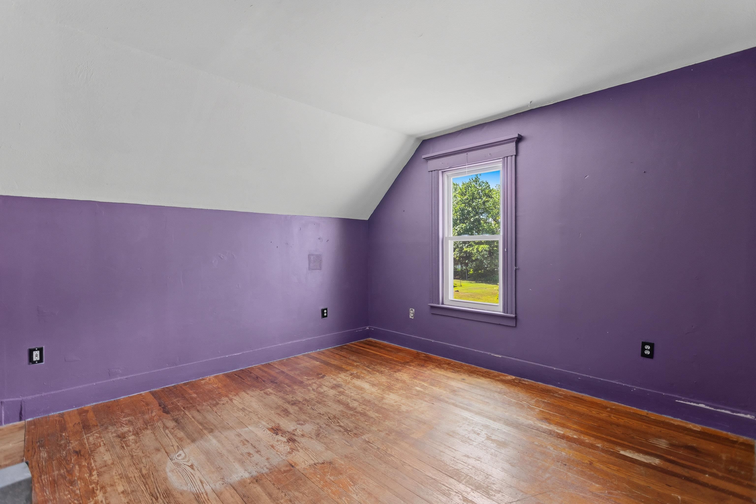 114 Londonderry Turnpike Property Photo 35