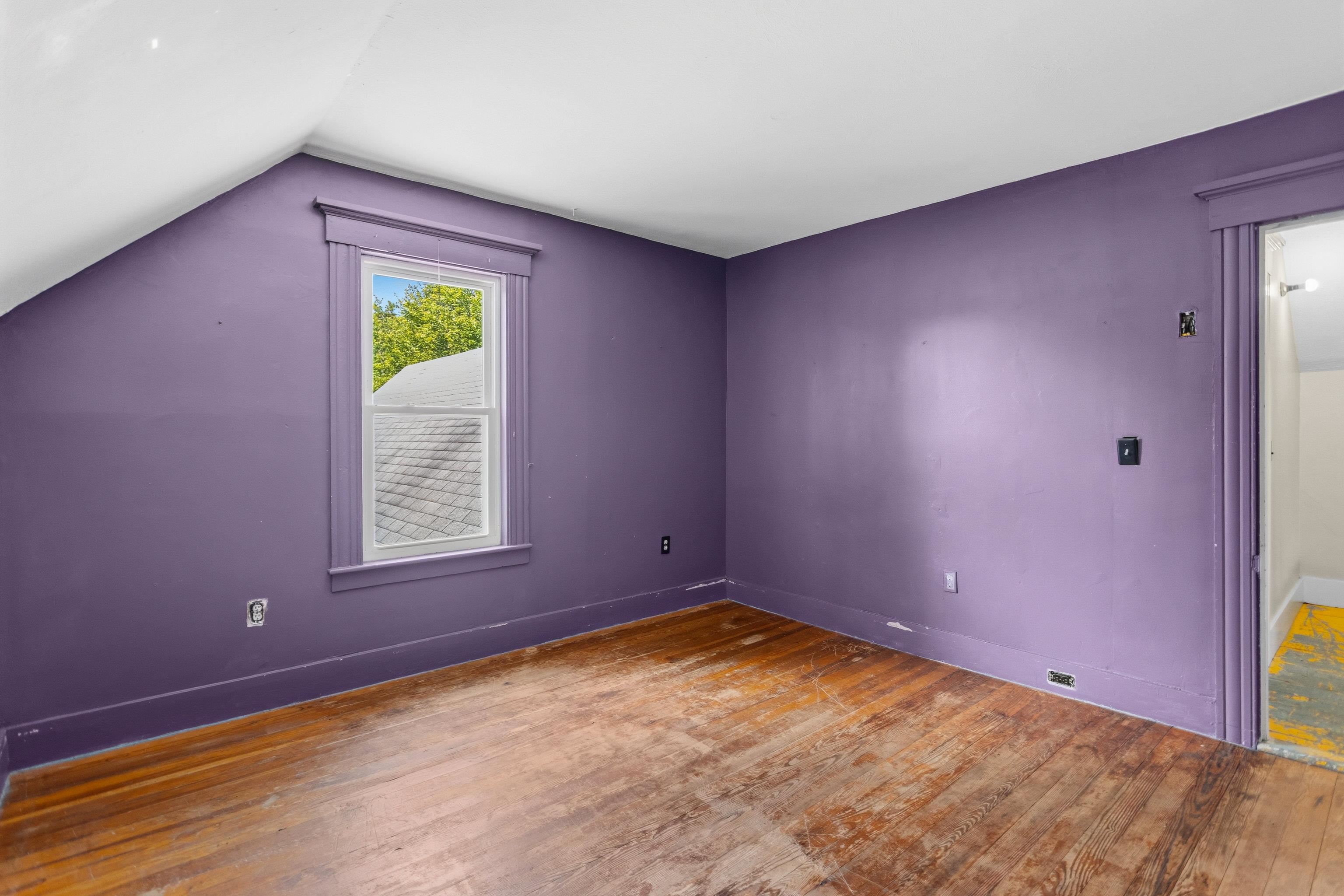 114 Londonderry Turnpike Property Photo 36
