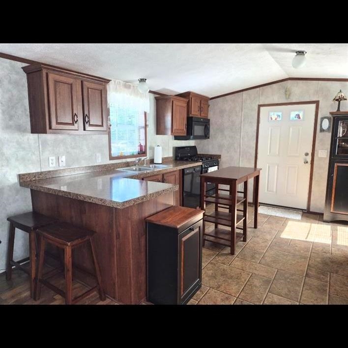 9 Parklane Road Property Photo 4