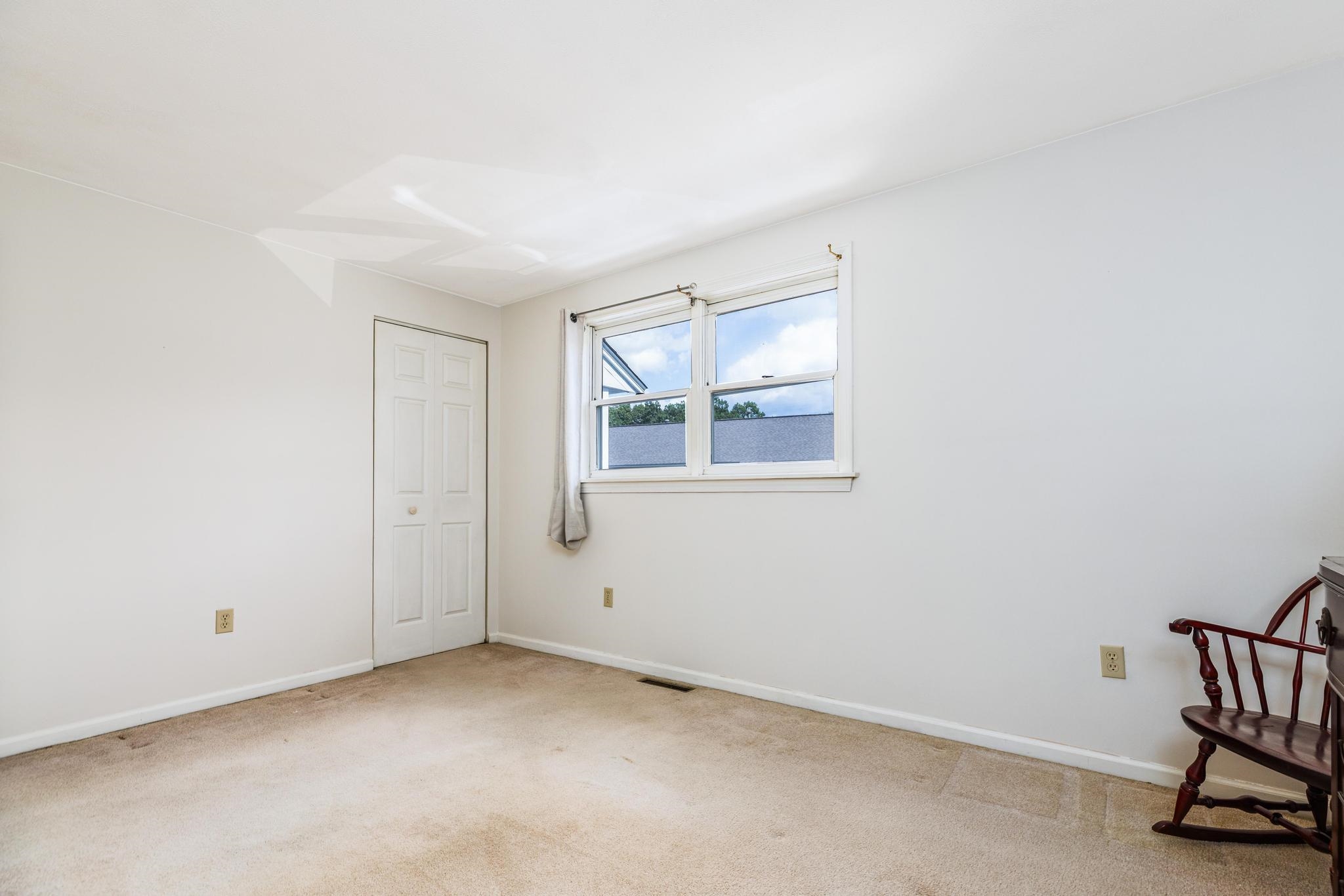 777 Middle Road Property Photo 20